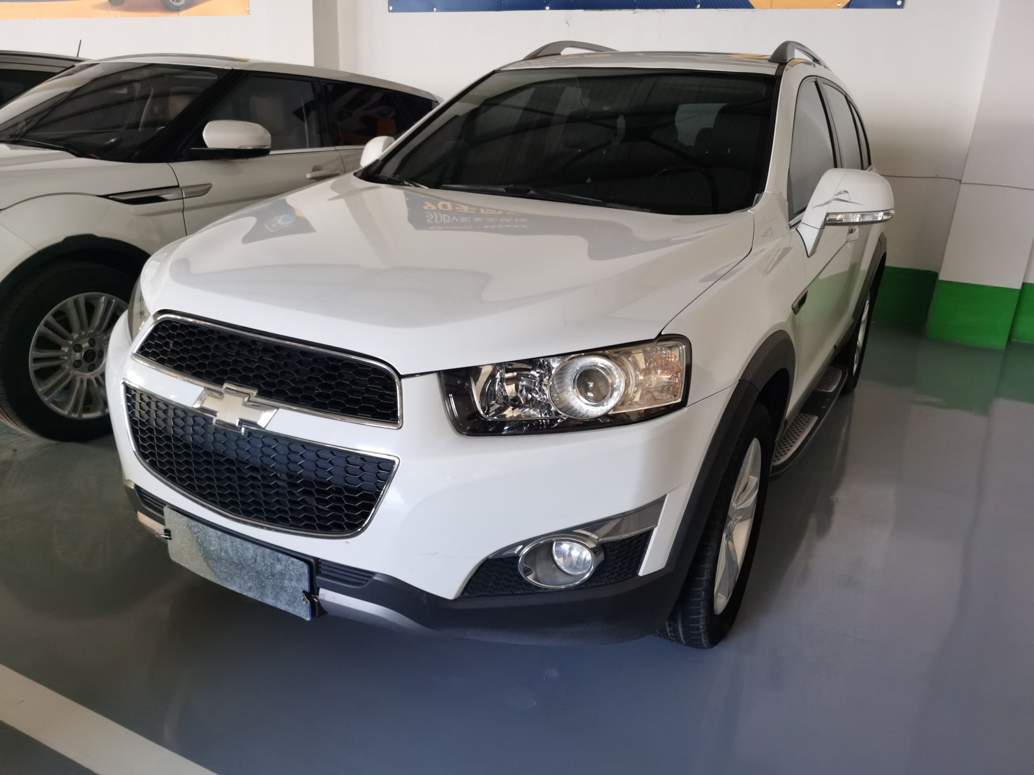Used Chevrolet Captiva 2012 2.4L 4x4 Flagship Edition 7 Seats