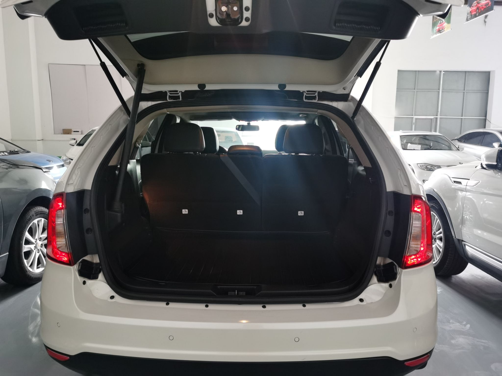 Used Ford Edge 2012 2.0T Zunrui Trim Trunk