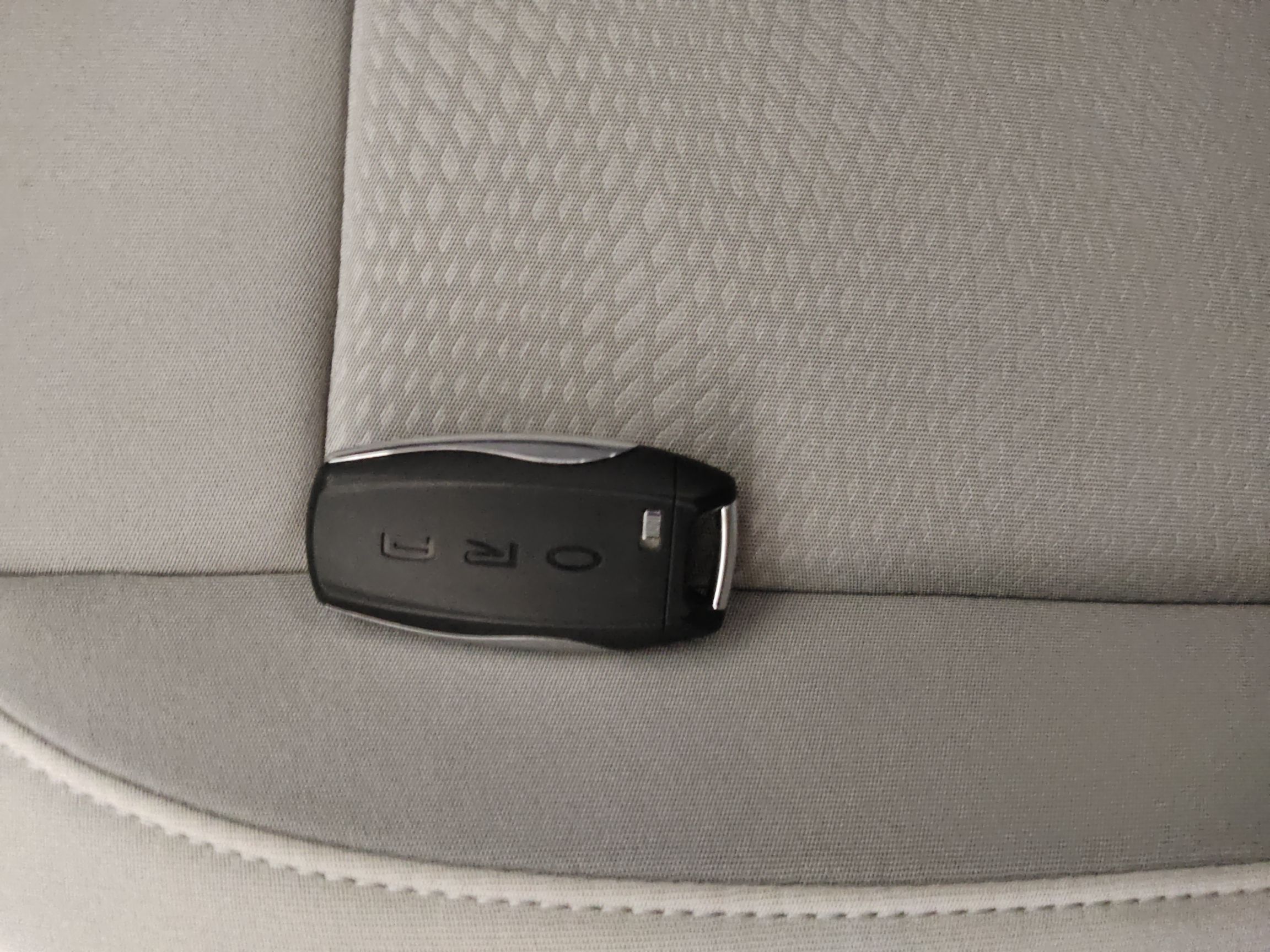 Used ORA White Cat 2020 360 km Luxury Version Vehicle Key