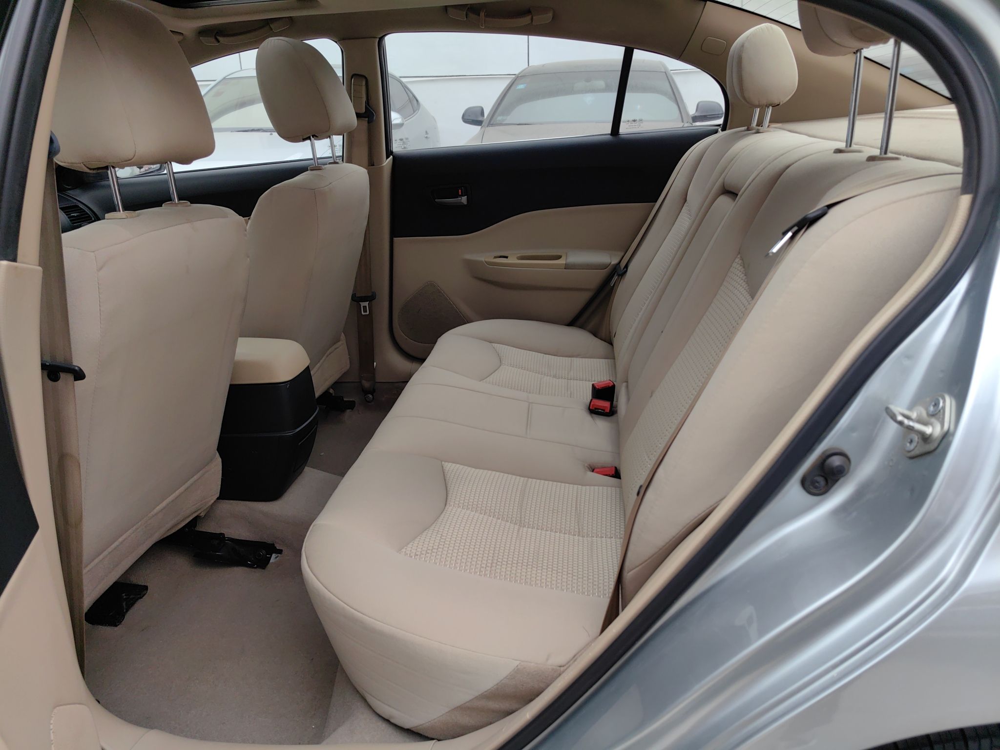Used Bestune B50 2012 1.6L manual sunroof version
