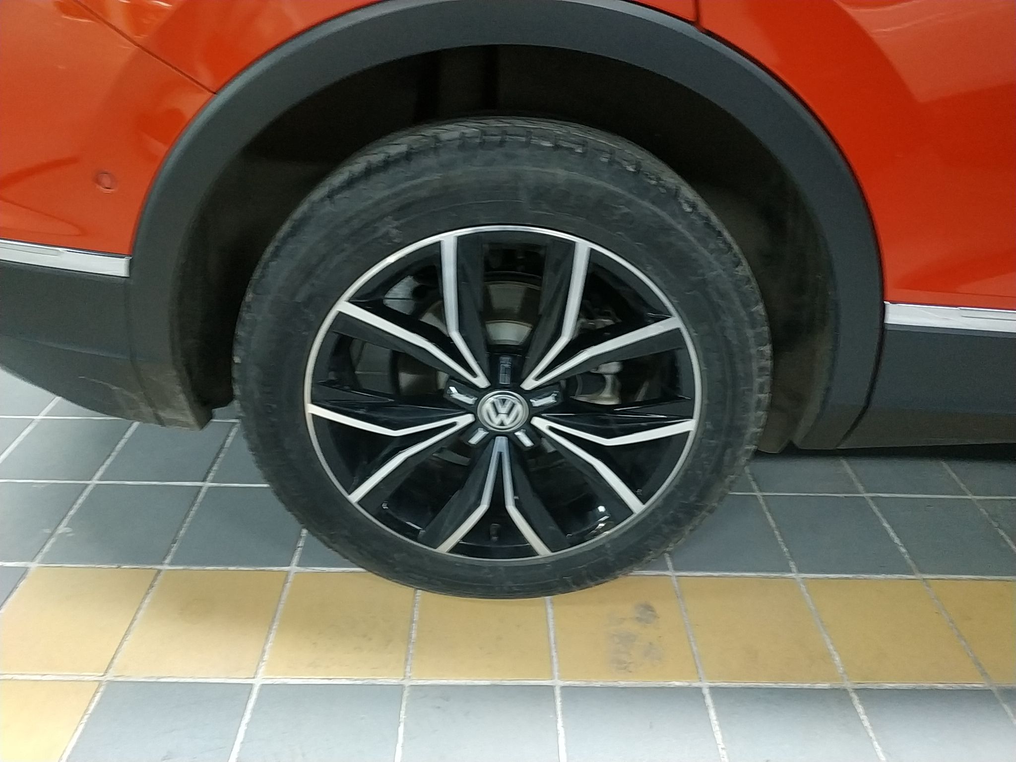 Used Volkswagen Tiguan L 2017 380TSI Automatic All-Wheel Drive Supreme Flagship Edition
