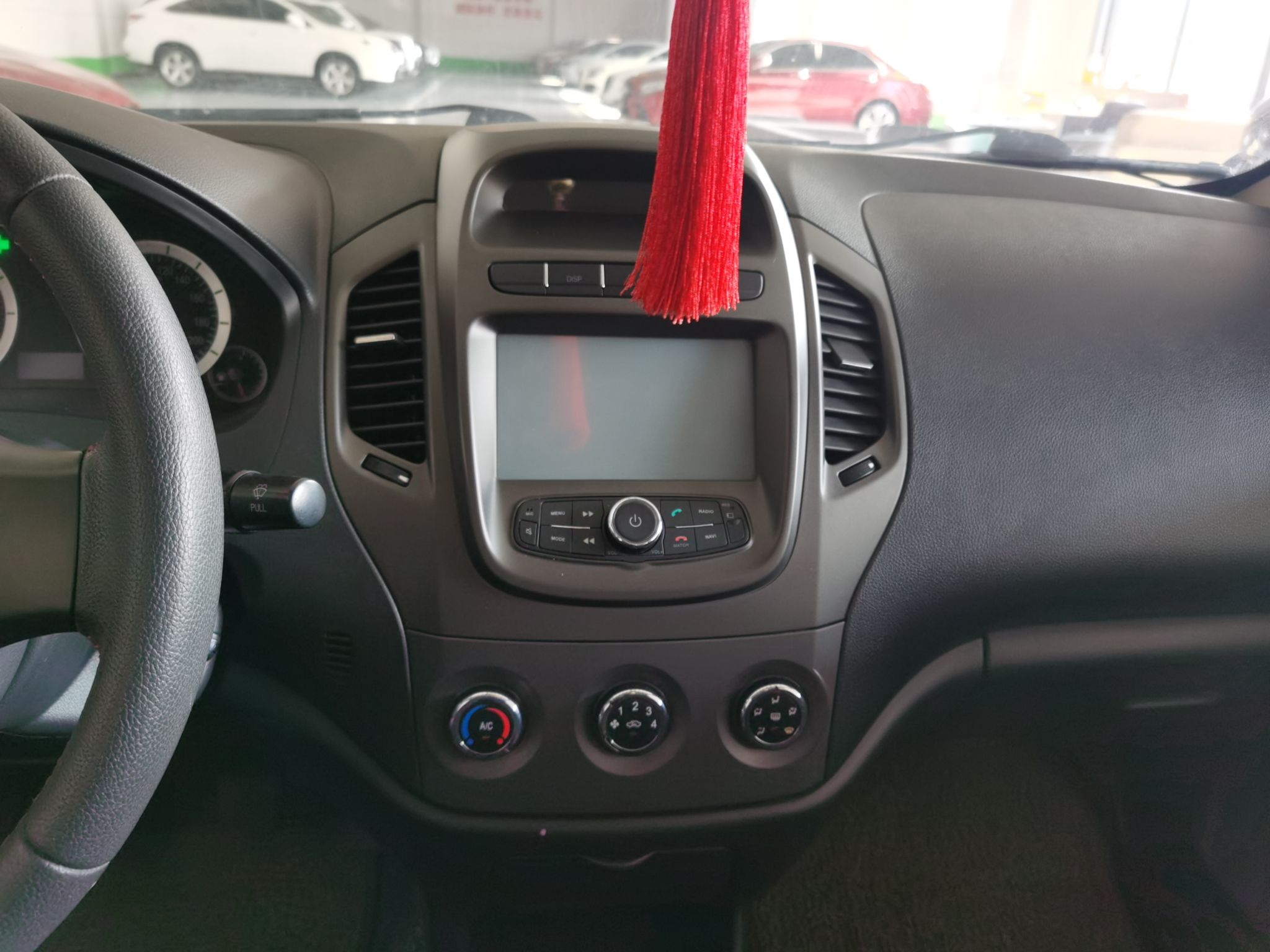 Used Geely Auto Diamond 2014 Sedan 1.5L Manual Luxury Model
