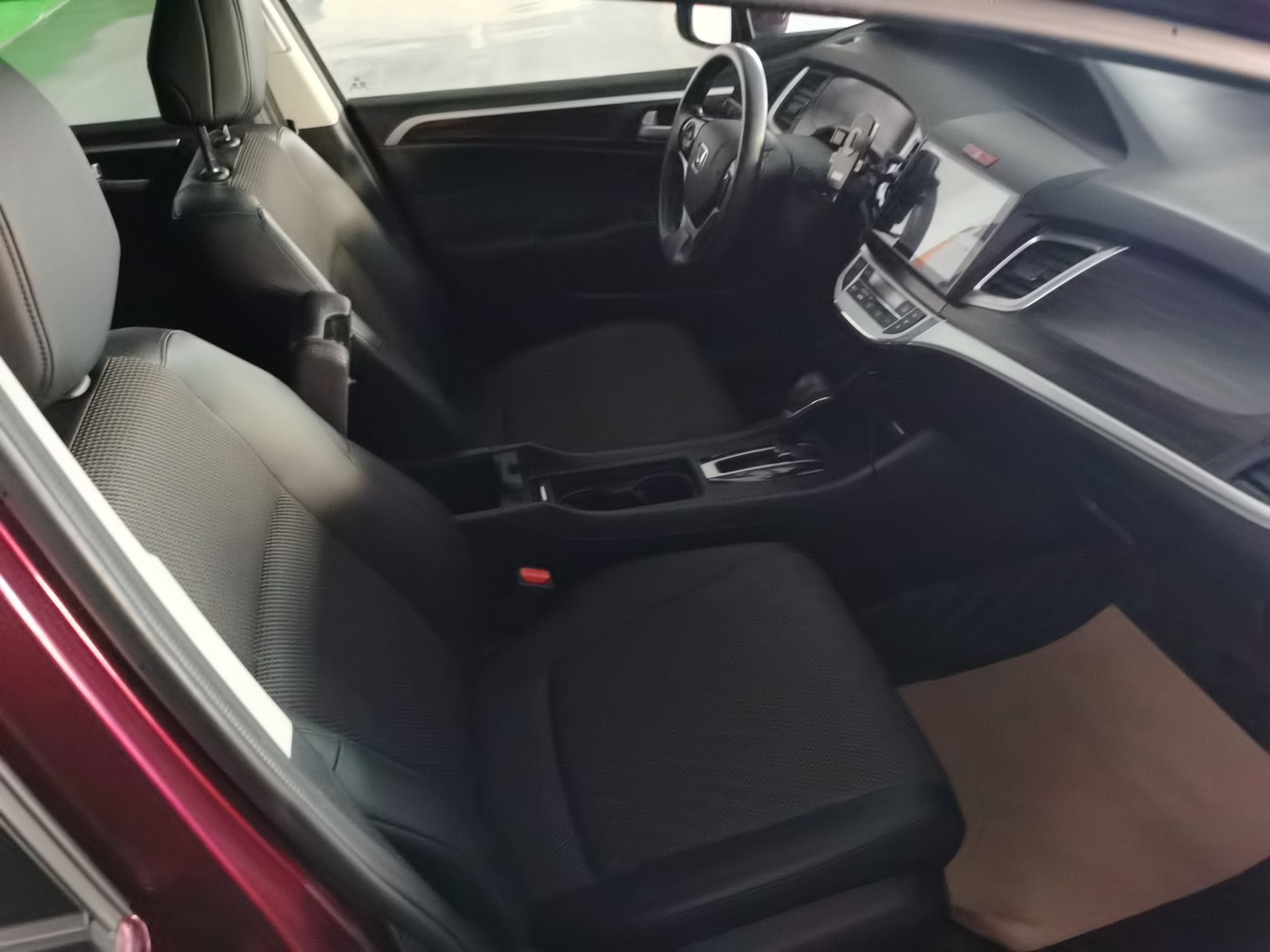 Used Honda Jade 2017 1.8L automatic Comfort version 5 seats
