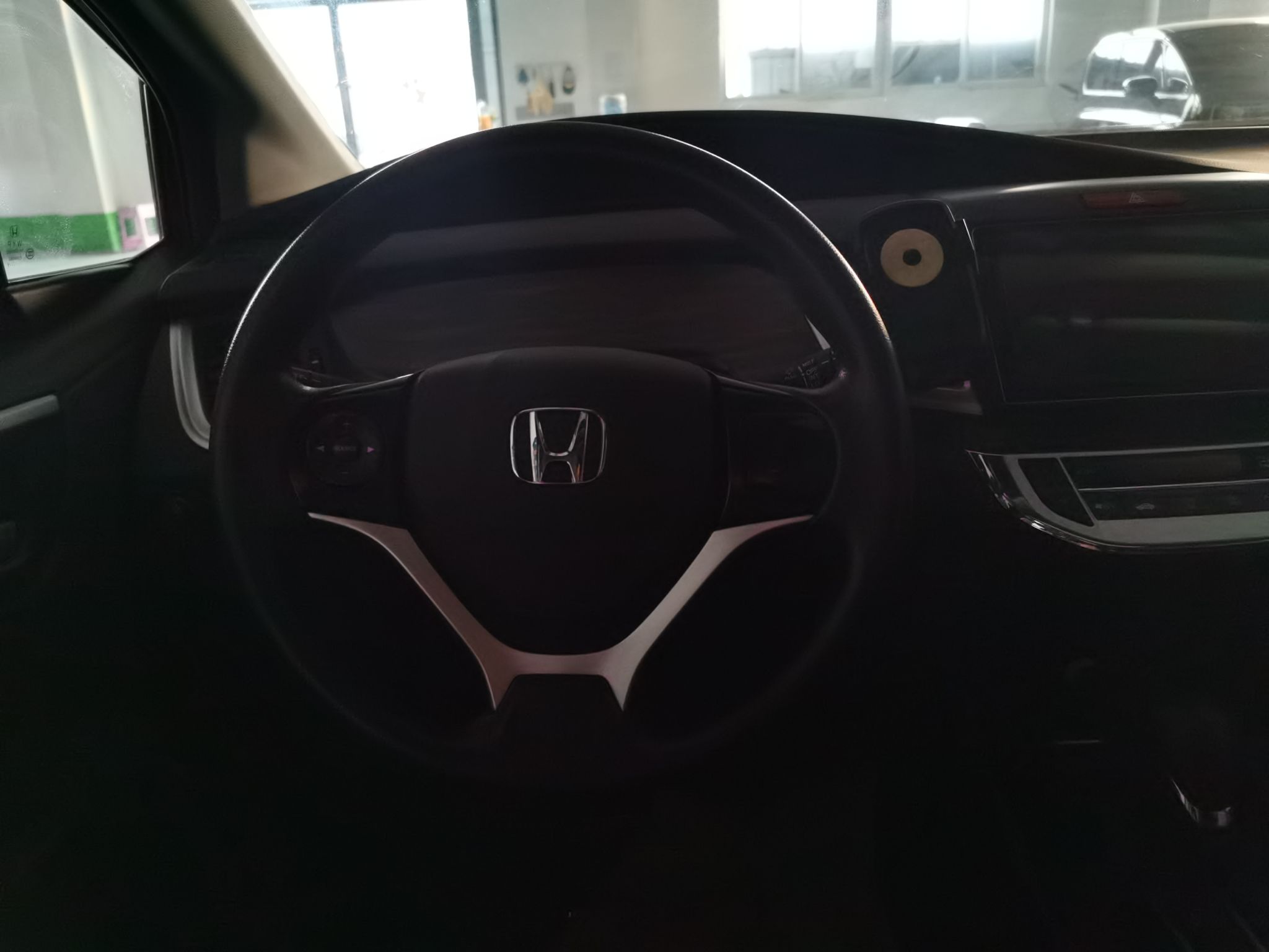 Used Honda Jade 2017 1.8L automatic Comfort version 5 seats
