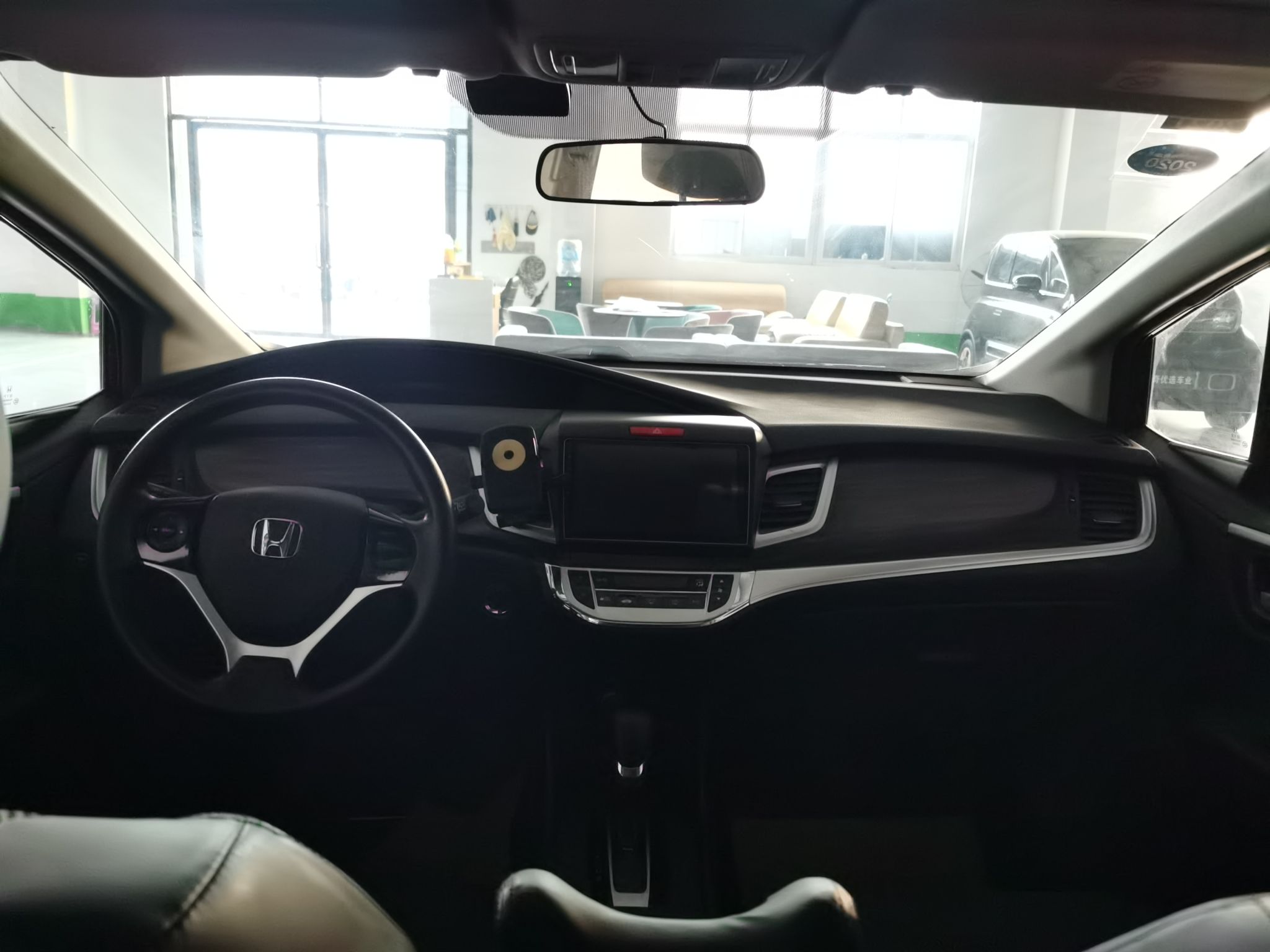 Used Honda Jade 2017 1.8L automatic Comfort version 5 seats
