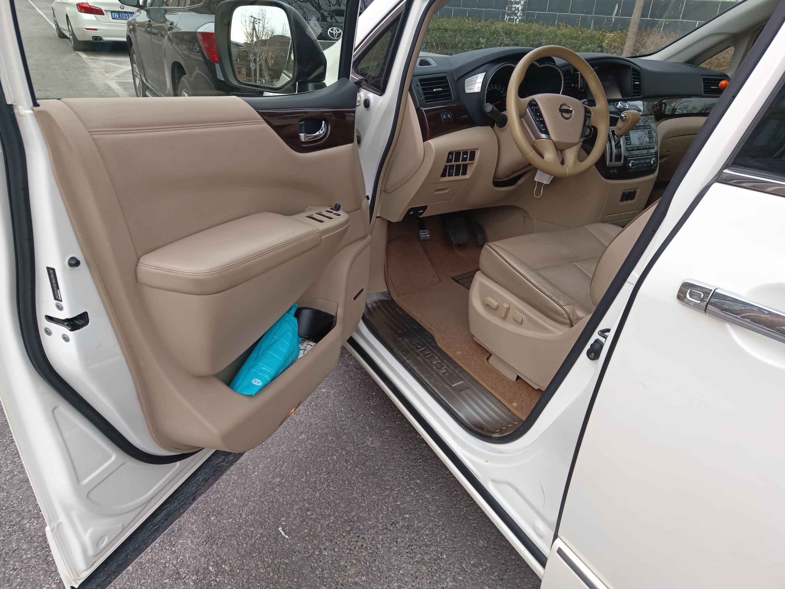 Used Nissan Quest 2013 3.5L SL
