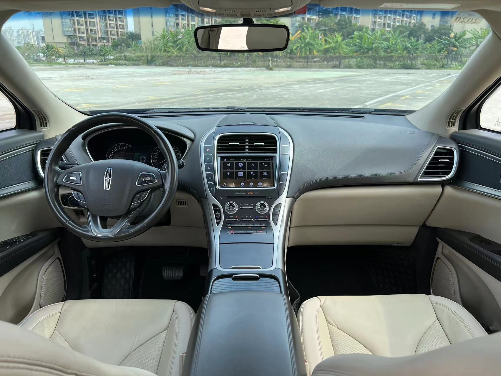 Used Lincoln MKX 2017 2.0T Two-Wheel Drive Deluxe Edition
