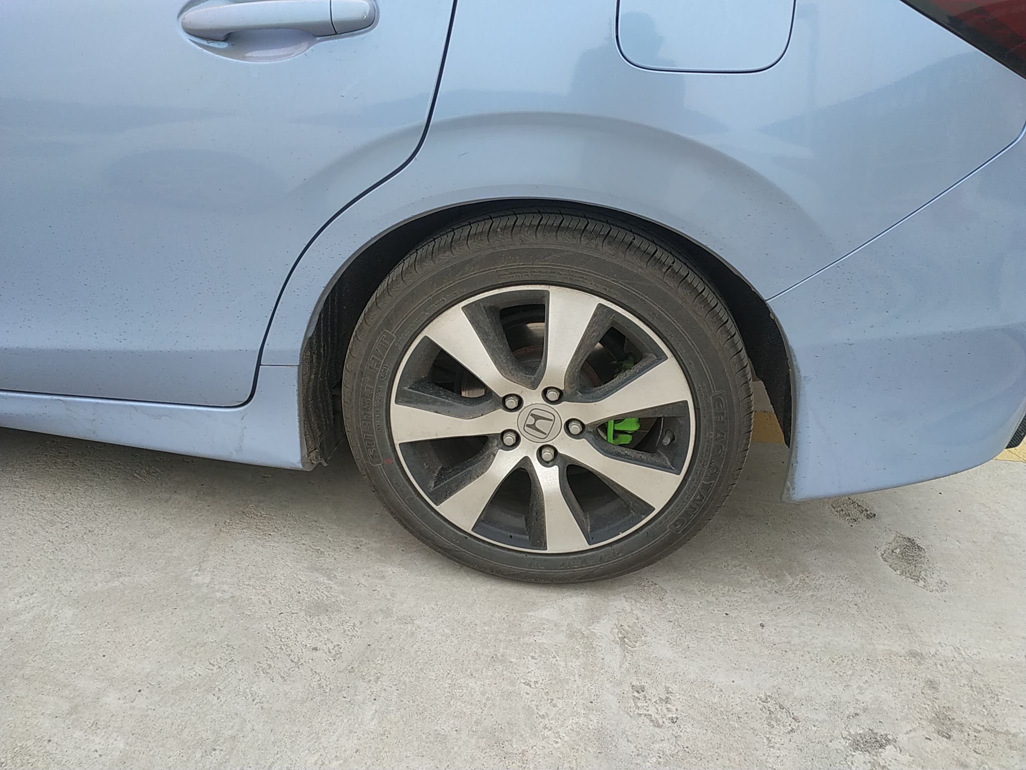 Used Honda Jade 2013 1.8L automatic Comfort version 5 seats
