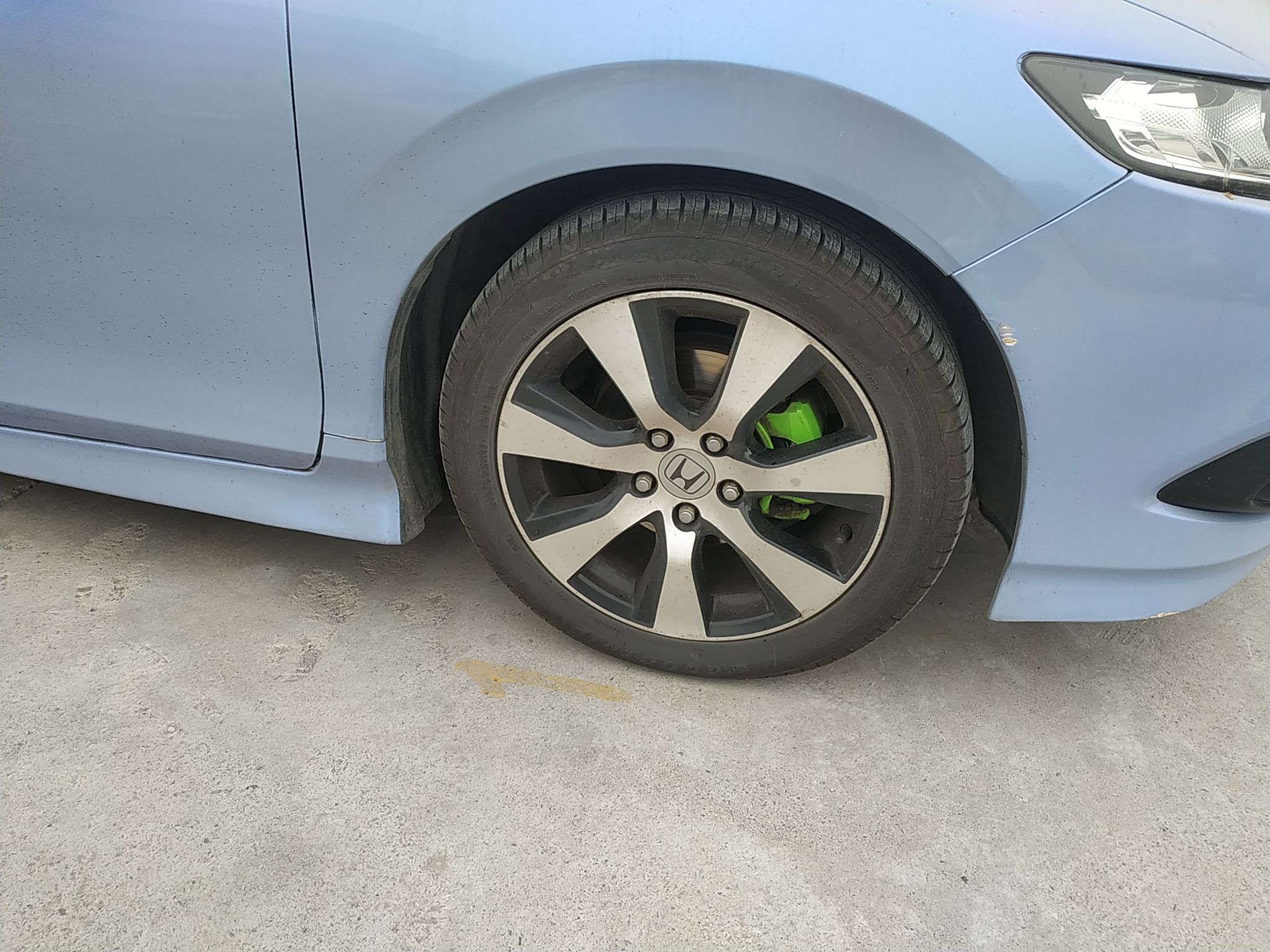 Used Honda Jade 2013 1.8L automatic Comfort version 5 seats
