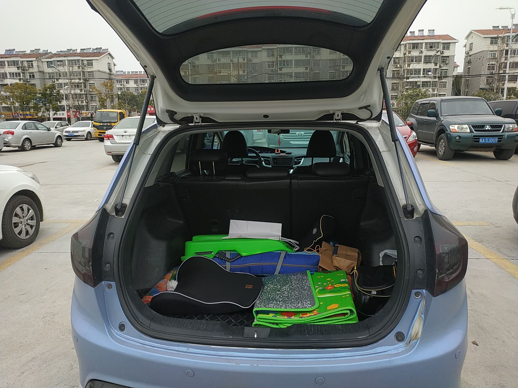 Used Honda Jade 2013 1.8L automatic Comfort version 5 seats
