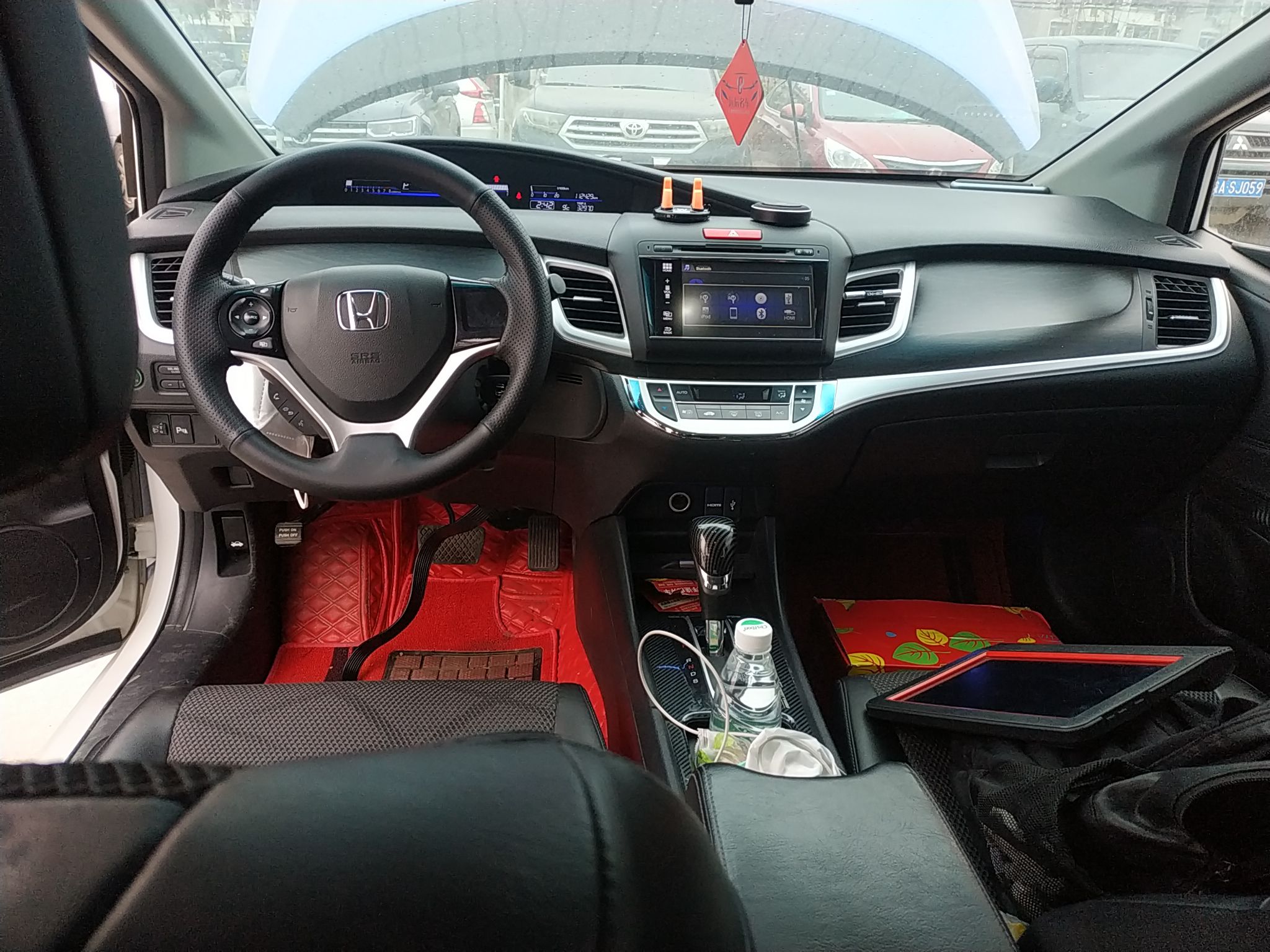 Used Honda Jade 2013 1.8L automatic Comfort version 5 seats
