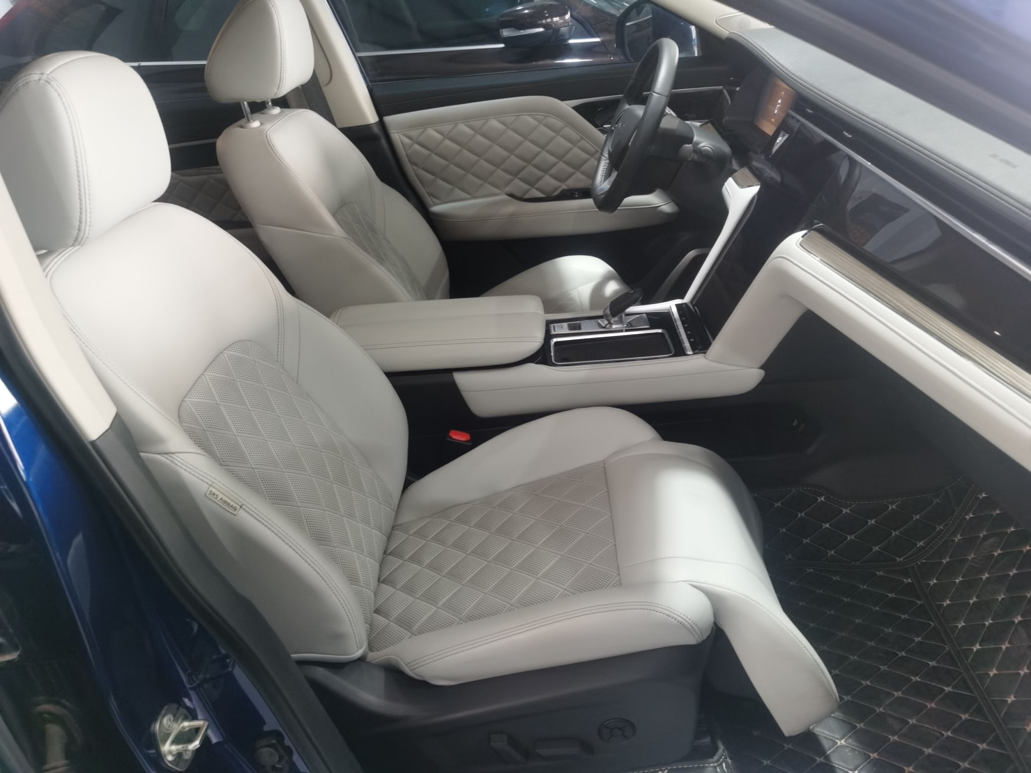 Used Venucia Star 2020 260T Automatic 48V Mild Hybrid Turbocharged Starry Edition