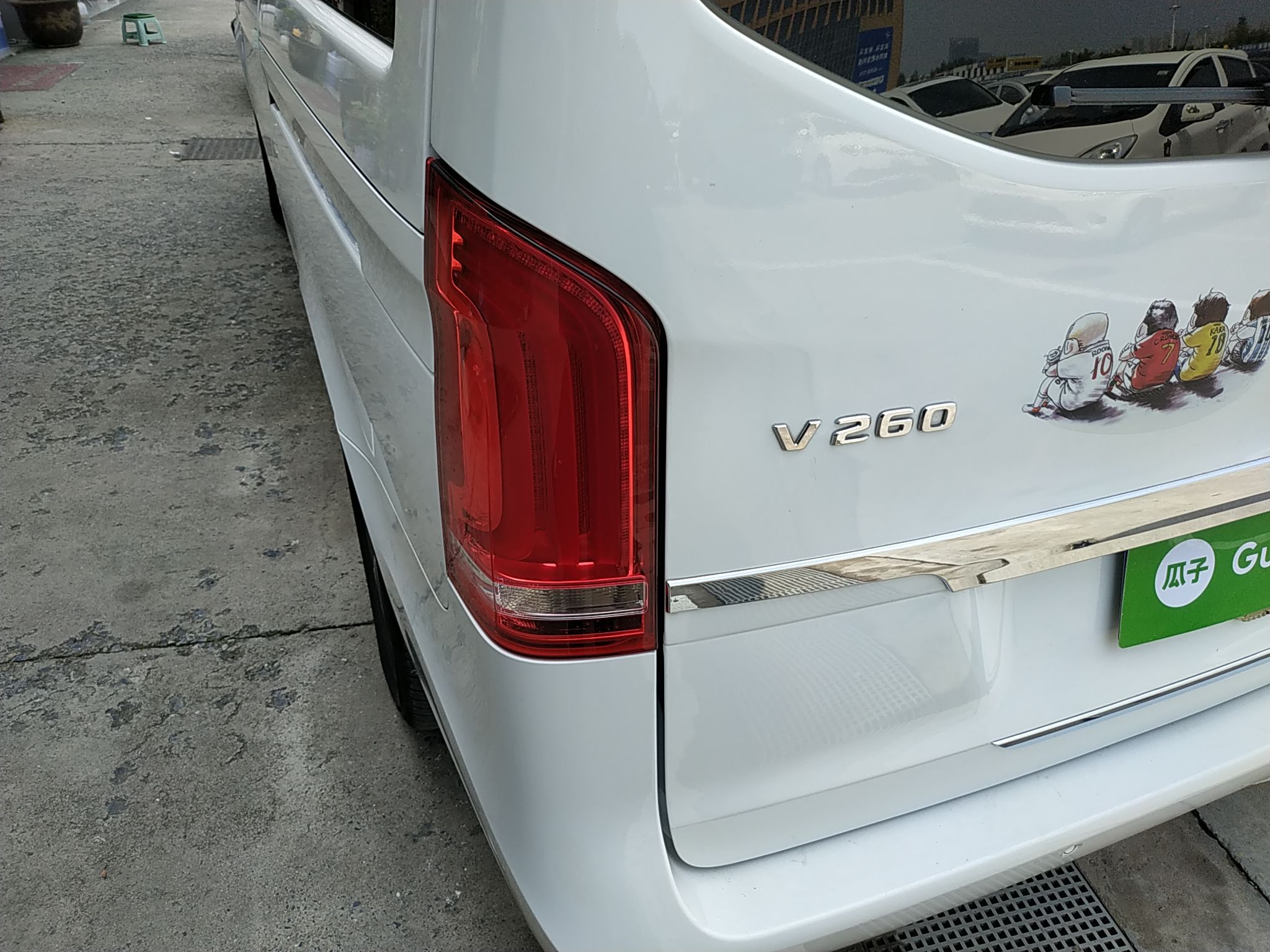 Used Mercedes-Benz V-Class 2017 V 260 Avantgarde Edition
