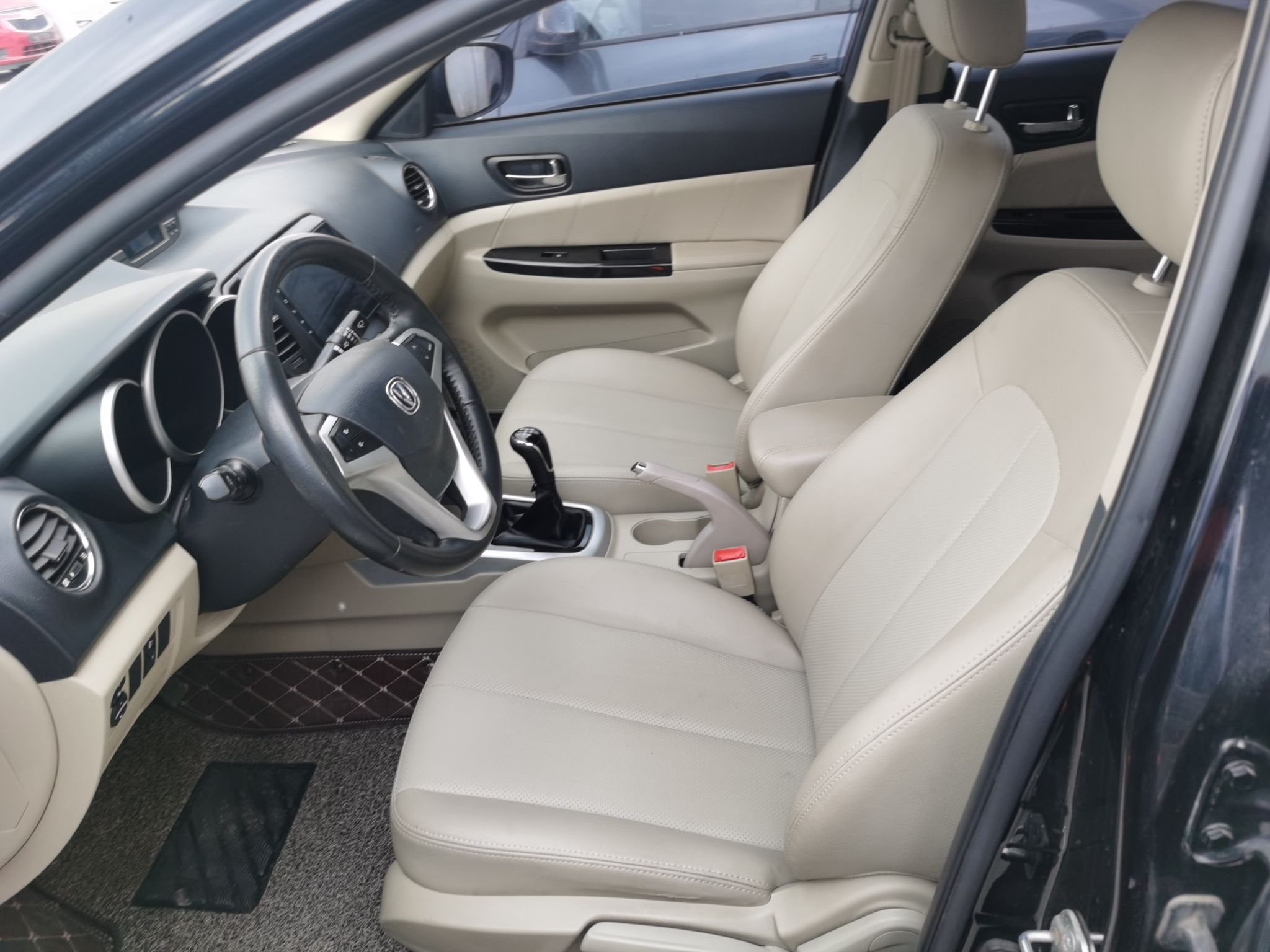 Used CHANGAN Eado 2013 1.6L Manual Luxury Model China V Standard
