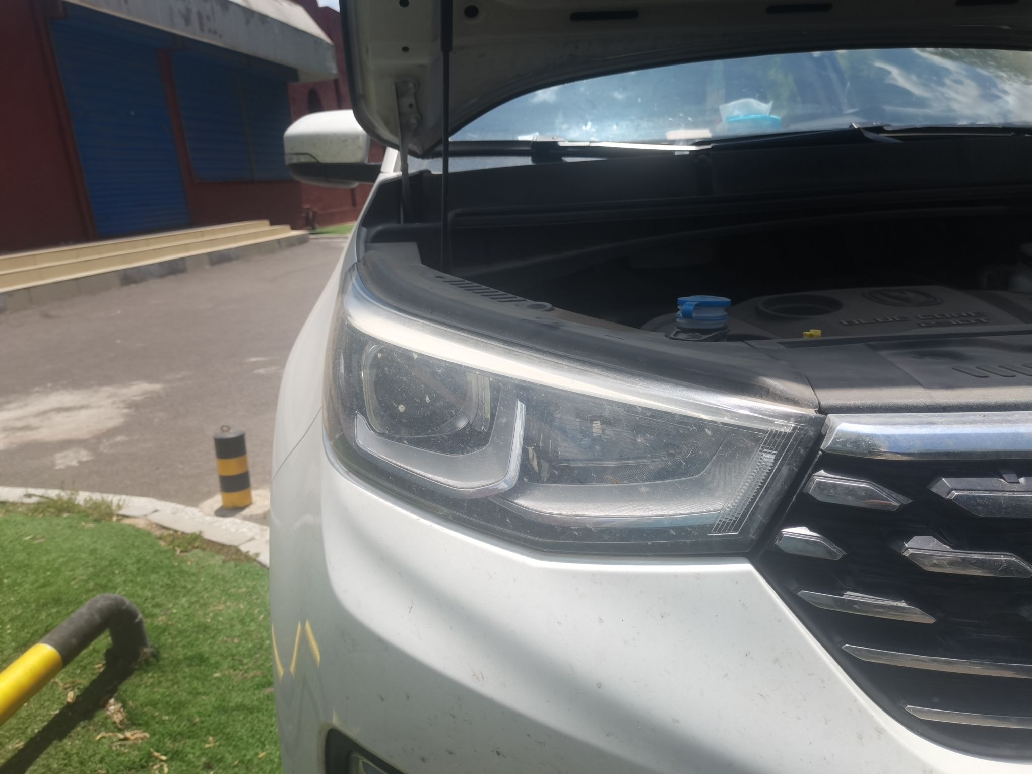 Used CHANGAN CS55 2018 1.5T Manual Colorful Model China V Standard
