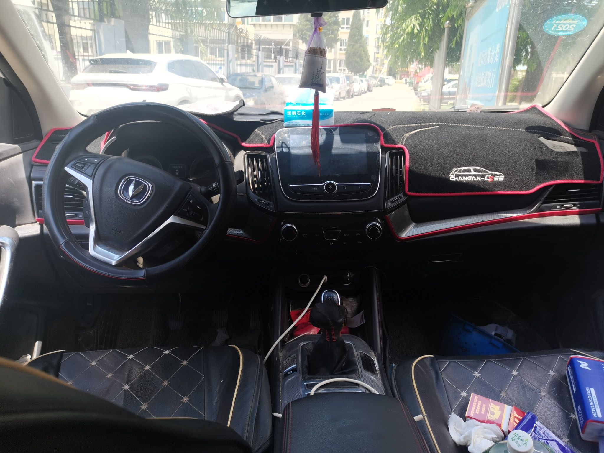 Used CHANGAN CS55 2018 1.5T Manual Colorful Model China V Standard
