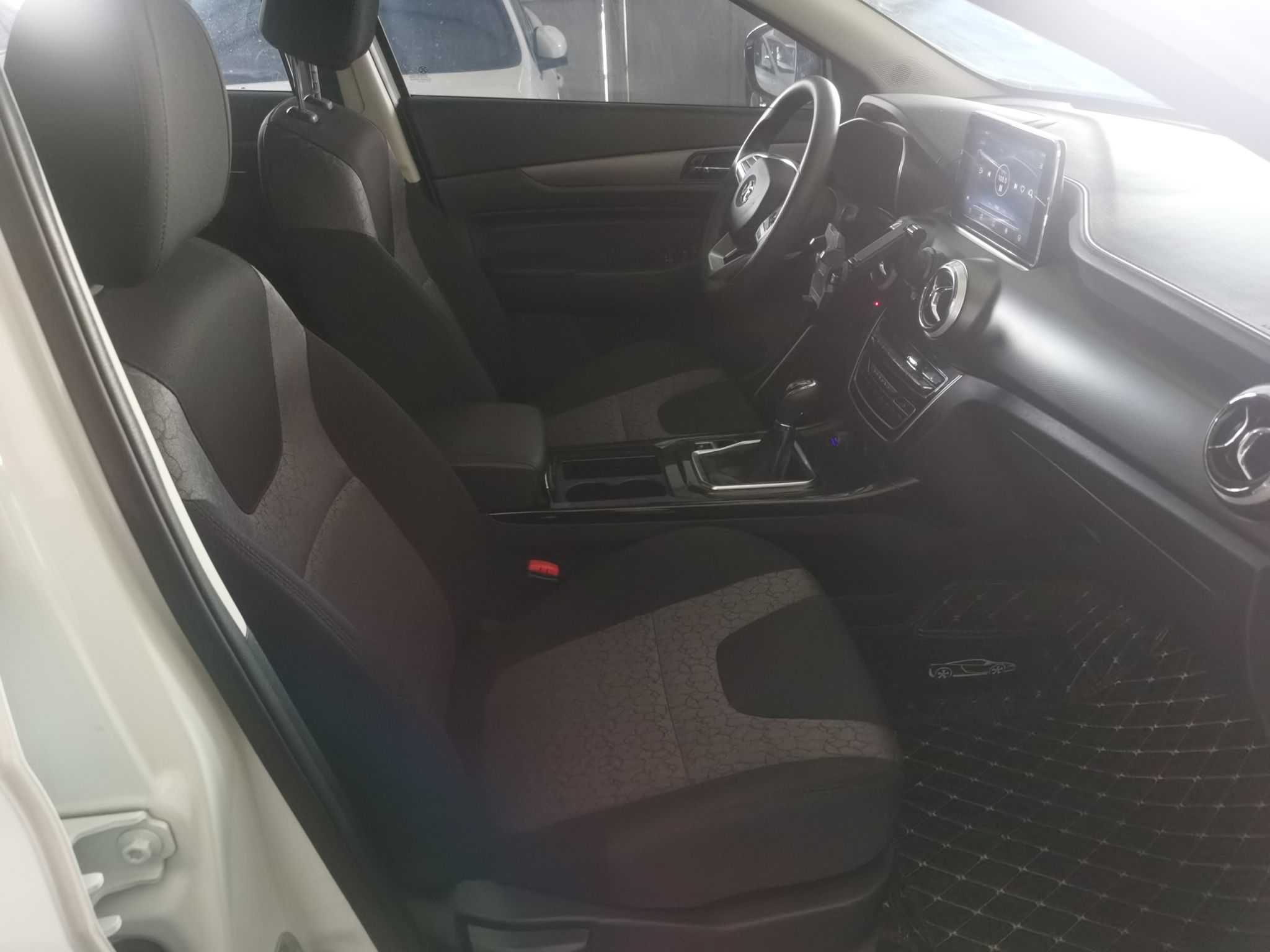 Used BAIC Beijing X5 2019 1.5T Manual Advance Edition China VI
