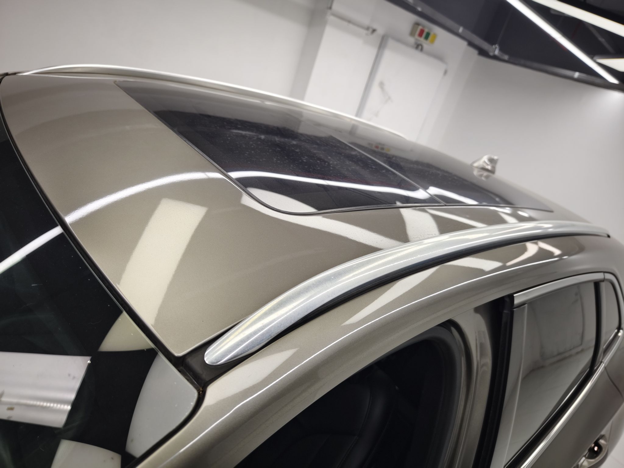 Used Lincoln MKC 2017 2.0T Two-Wheel Drive Deluxe Edition