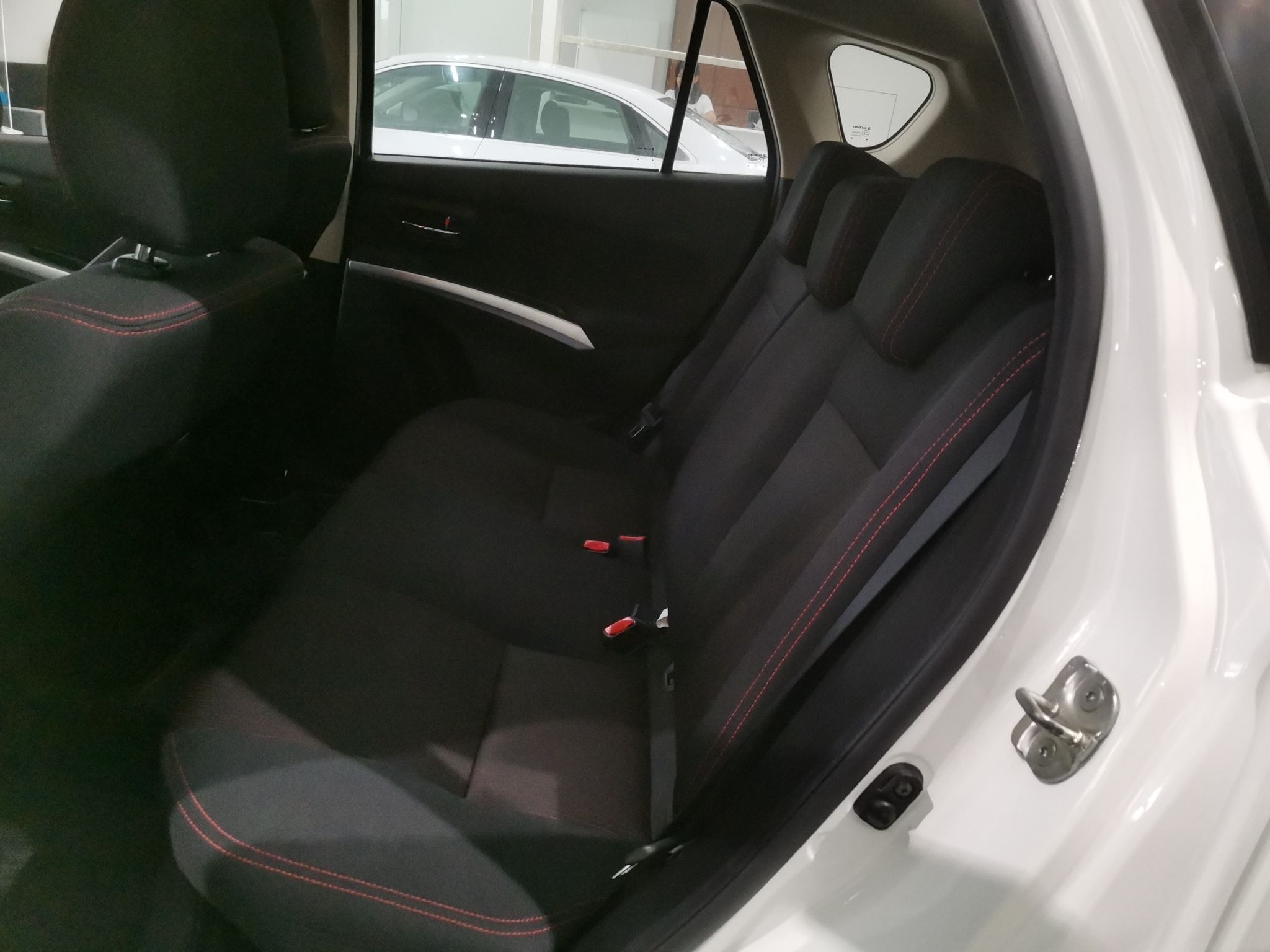 Used Suzuki S-Cross 2015 1.6L CVT Two-Wheel Drive Entry-Level Trim