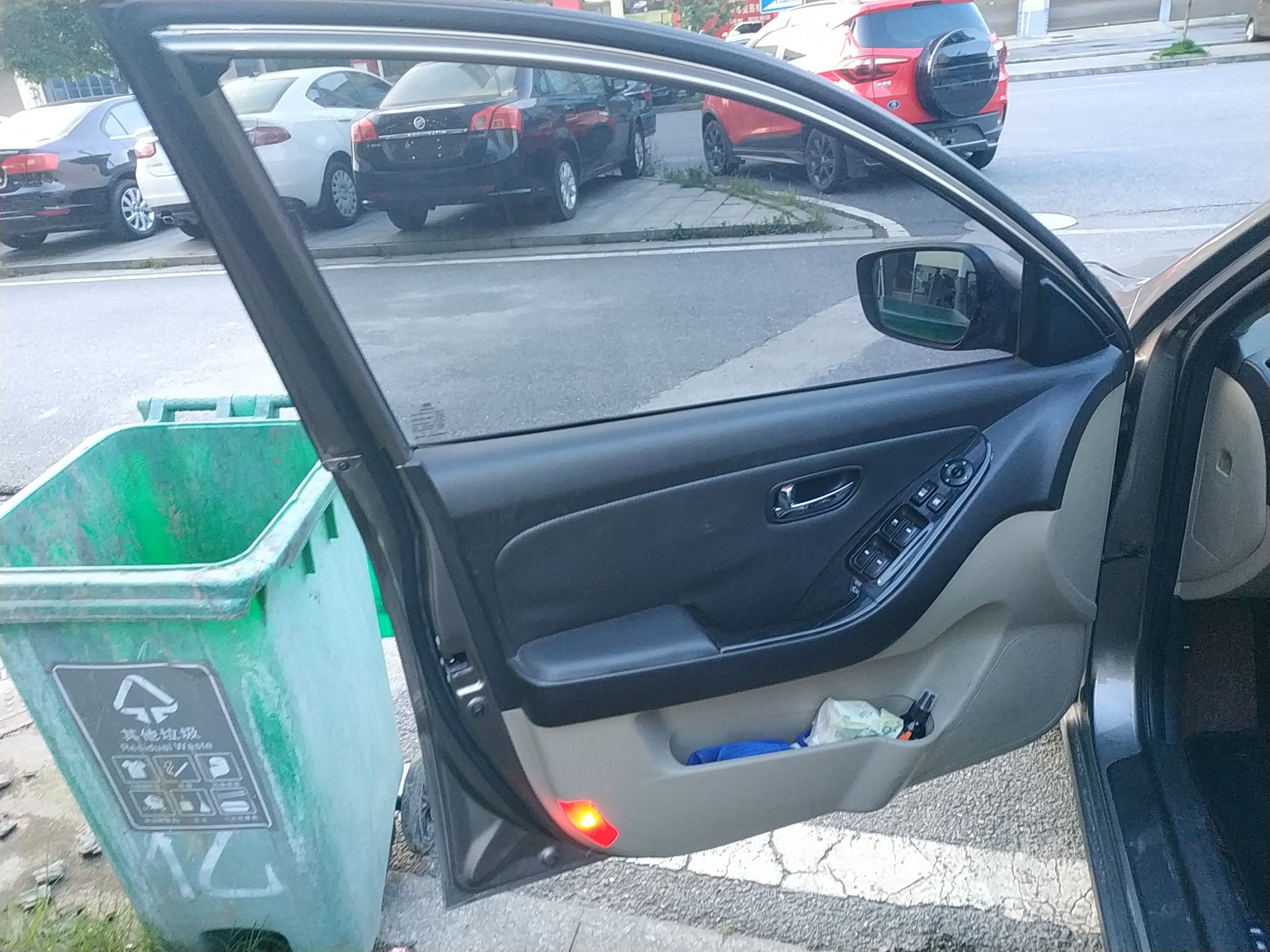 Used Hyundai Celesta 2015 1.6L Automatic Luxury Model
