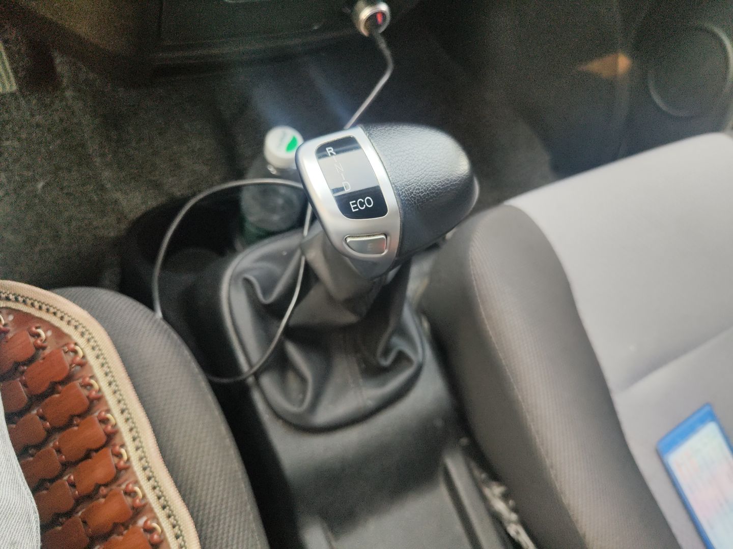 Used CHANGAN KAICHENG Ruixing EM60 2023 All-Electric Van 4525 mm Long Flat Roof with Side Doors 2 Seats 60 kW 38.7 kWh
