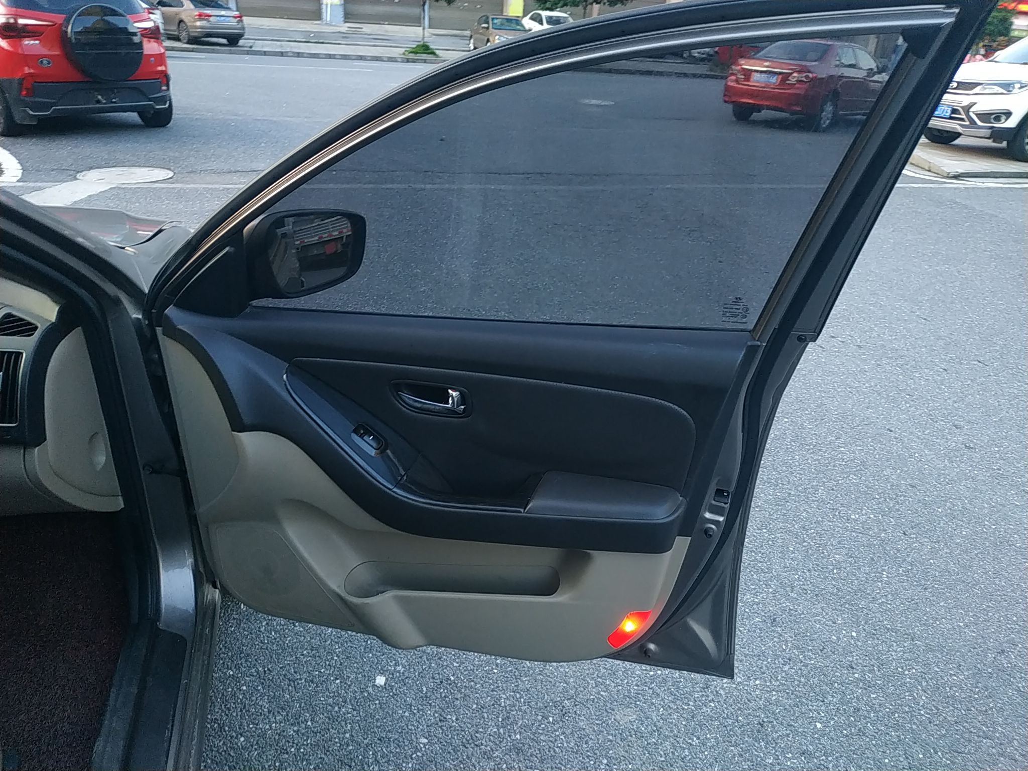 Used Hyundai Celesta 2015 1.6L Automatic Luxury Model
