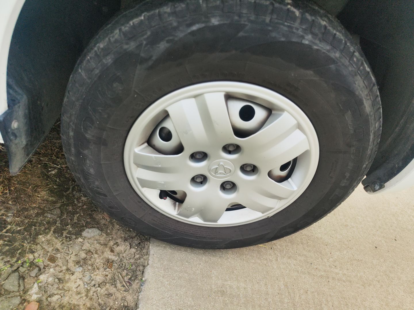 Used CHANGAN KAICHENG Ruixing EM60 2023 All-Electric Van 4525 mm Long Flat Roof with Side Doors 2 Seats 60 kW 38.7 kWh
