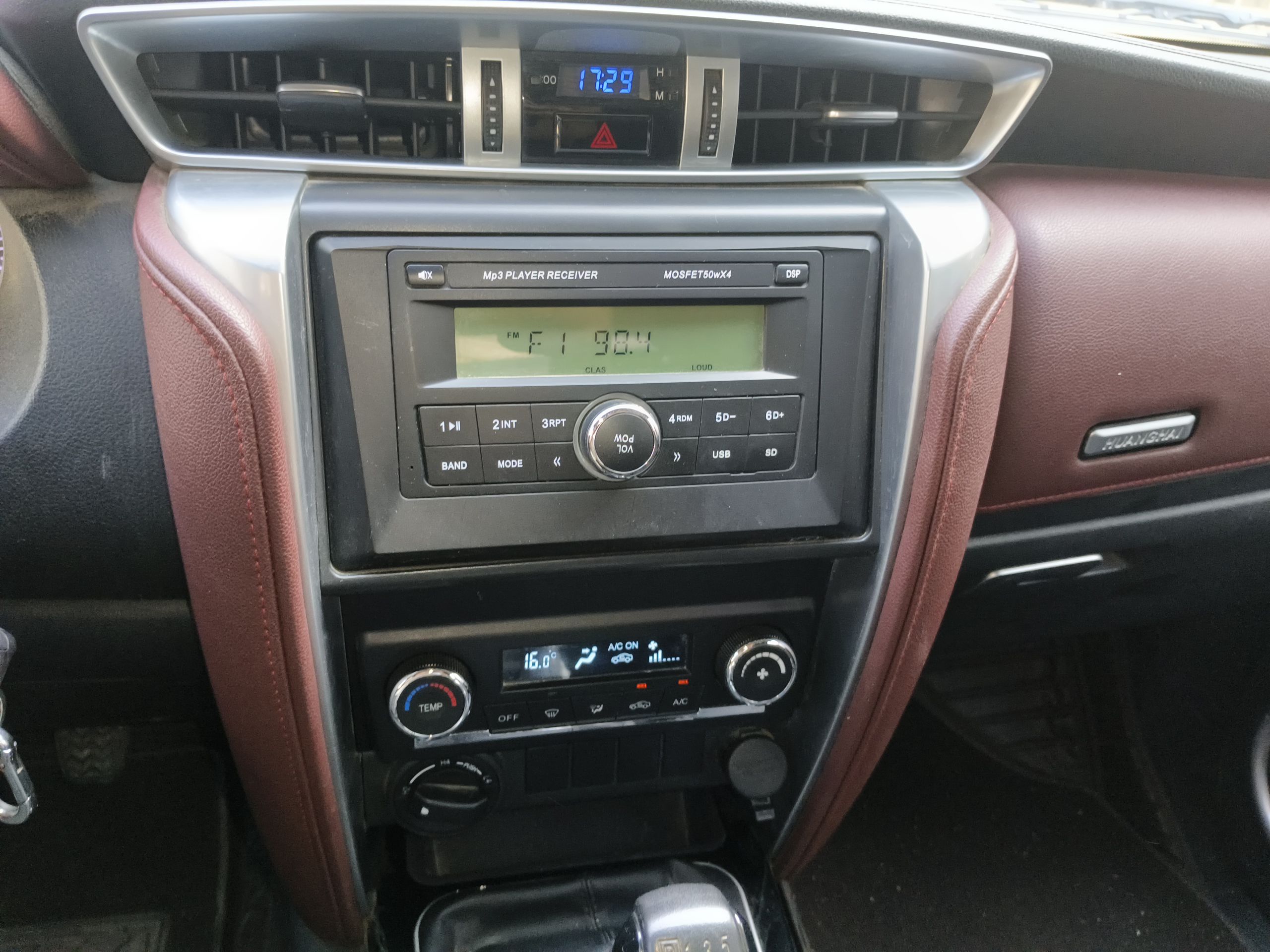 Used Huanghai Da Niu 2022 2.8T Pioneer Edition Manual Diesel 4x4 Value-Added Flatbed Cargo Box JE493ZLQ6H