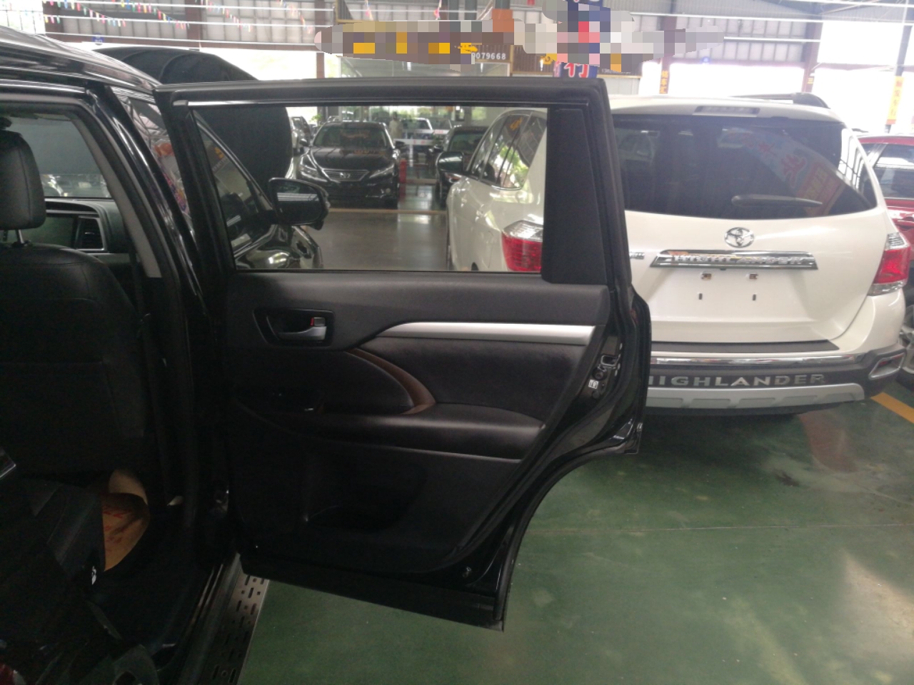 Used Toyota Highlander 2015 2.0T Two-Wheel Drive Luxury Edition 7 Seats