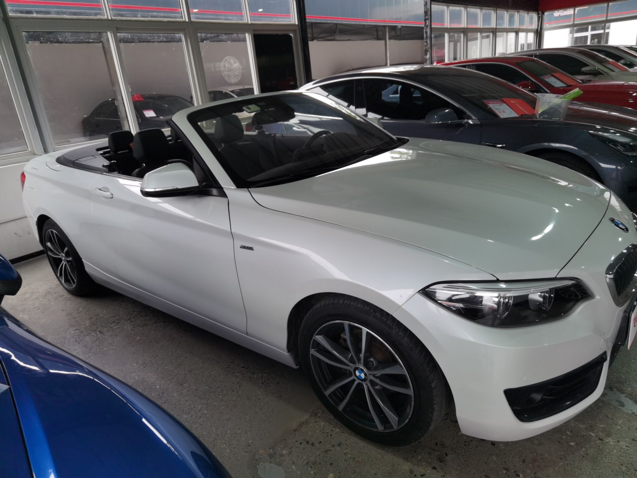 Used BMW 2 Series (Import) 2018 220i Convertible Coupe Sports Design Package
