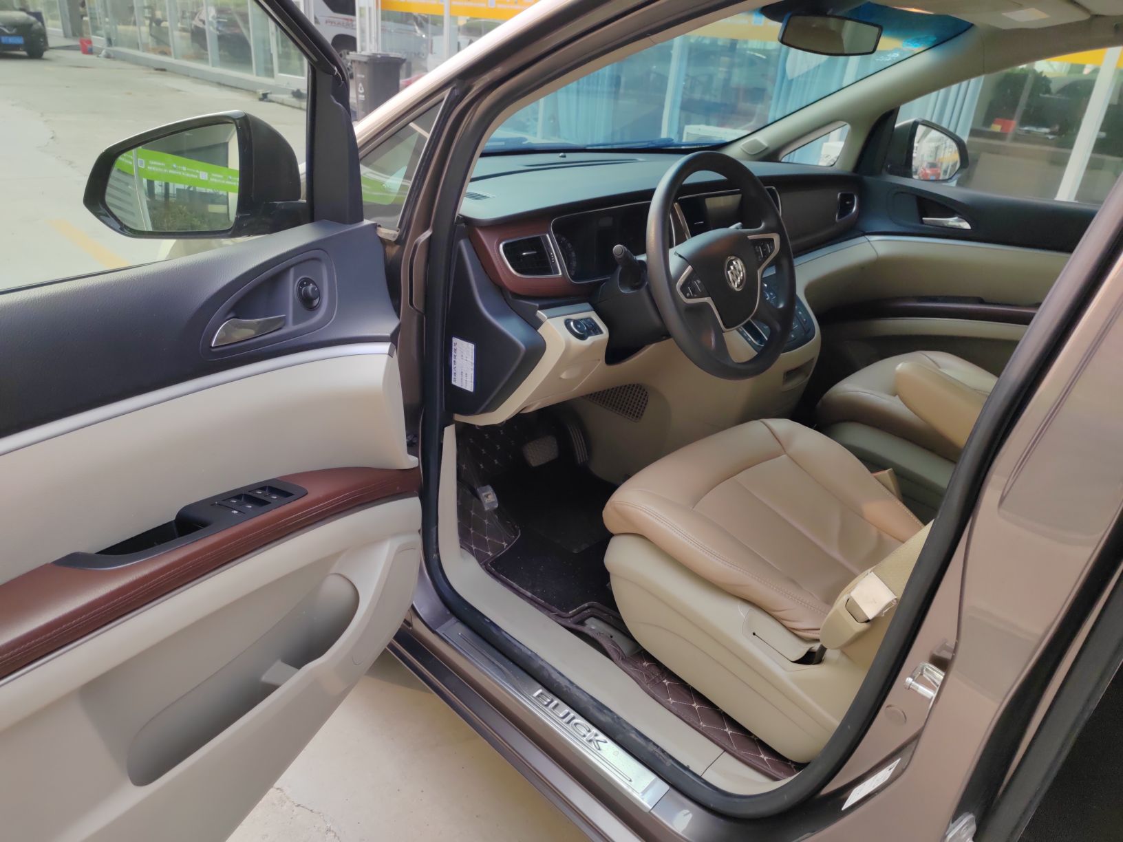 Used Buick GL8 2017 25S Comfort Version China V Standard