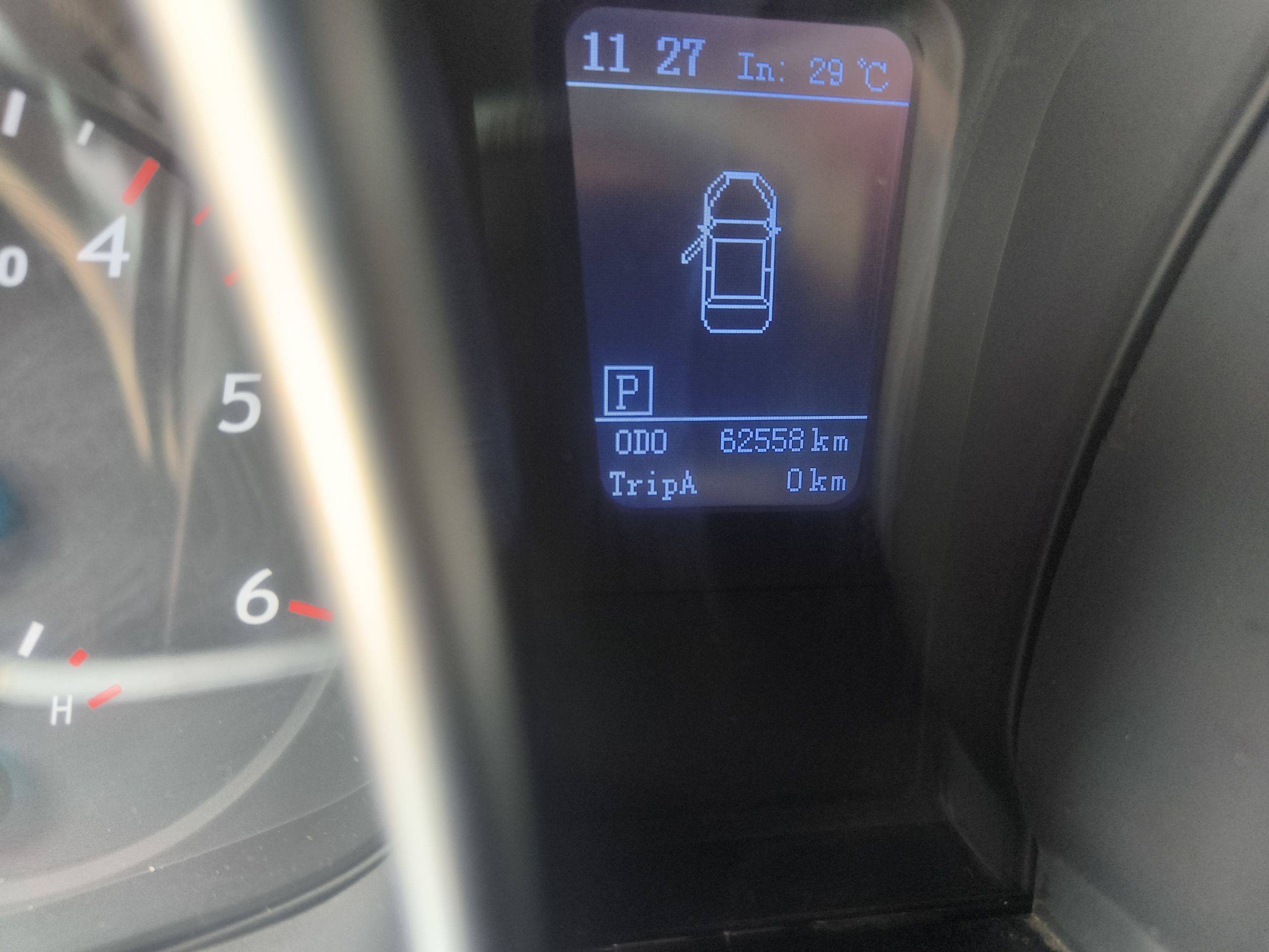 Used Zxauto Terralord 2019 2.5T Passenger Version Diesel Two-Wheel Drive Automatic Flagship Trim with Dual Wheels
