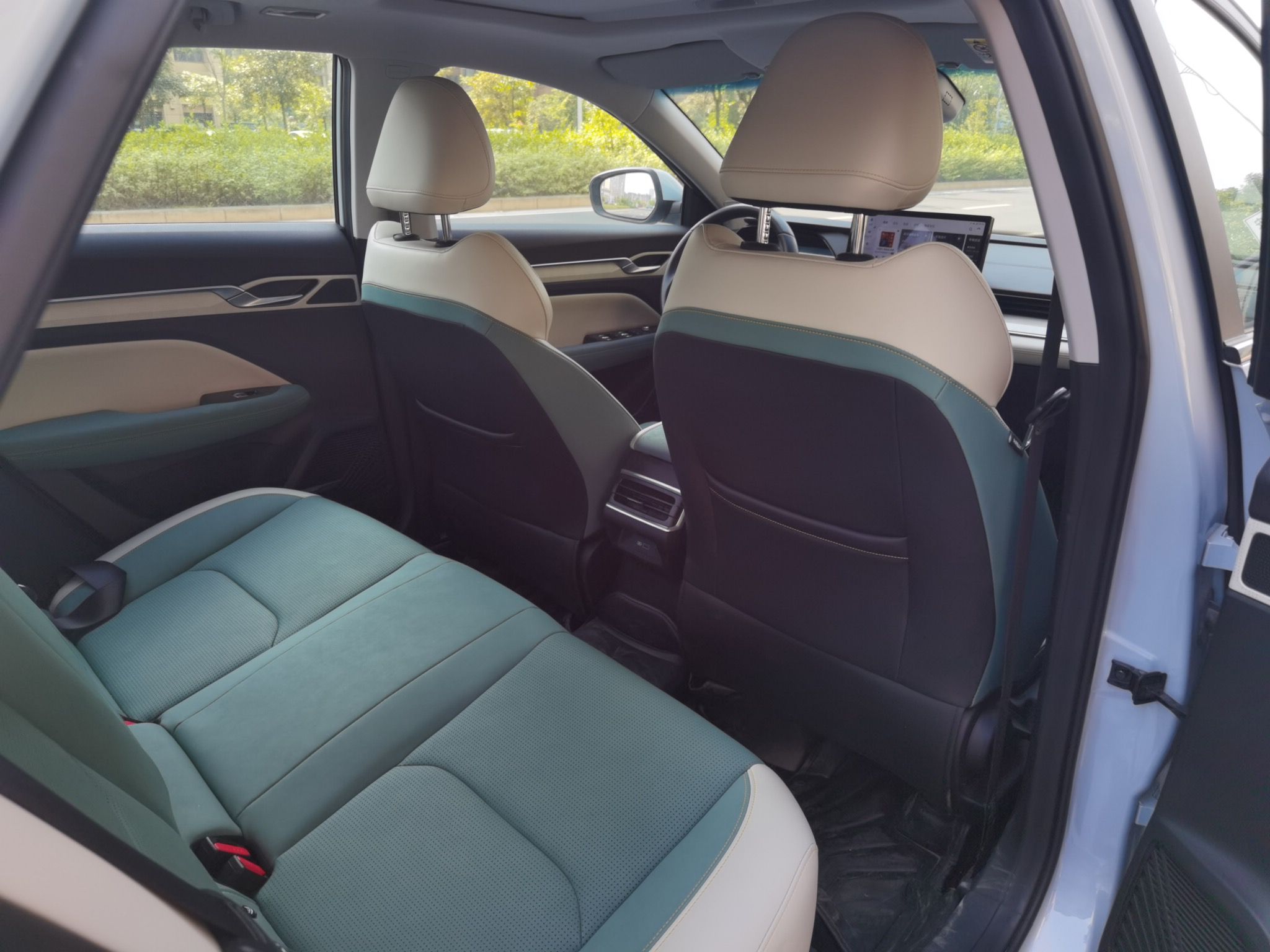 Used Geely Auto Emgrand L HiP 2022 1.5TD-DHT Pro 100KM Super Rui
