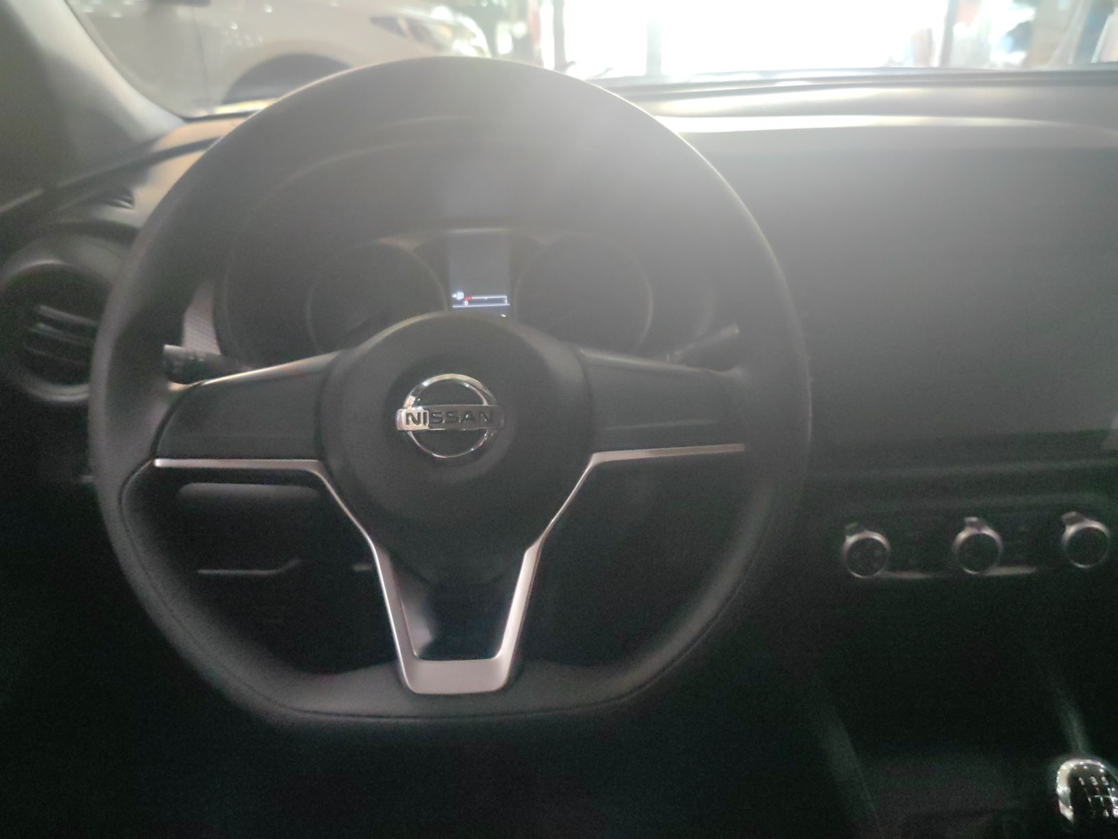 Used Nissan Kicks 2017 1.5L Manual Cool Dynamic Edition
