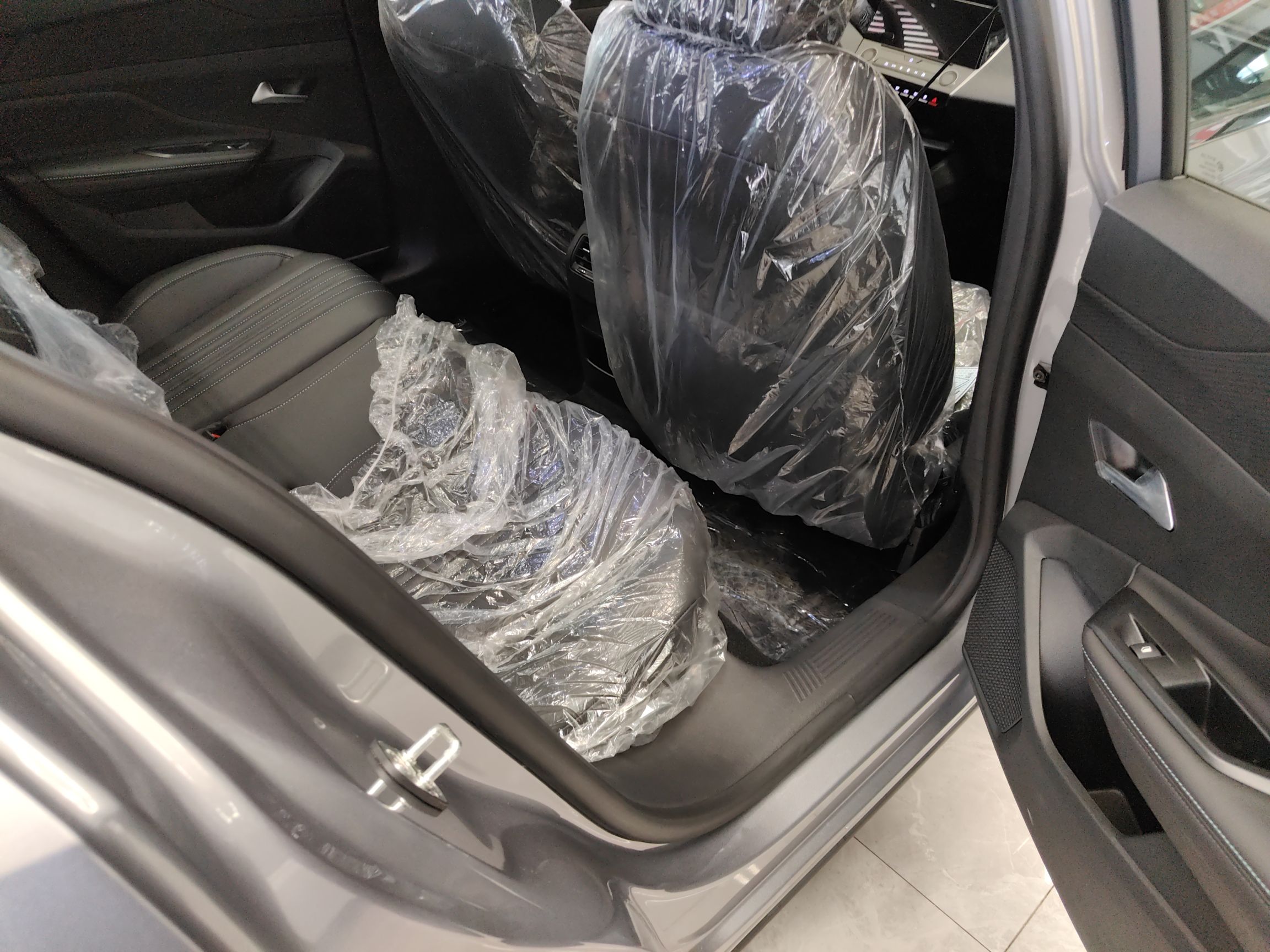 Used Peugeot 408X 2023 Gravity Edition