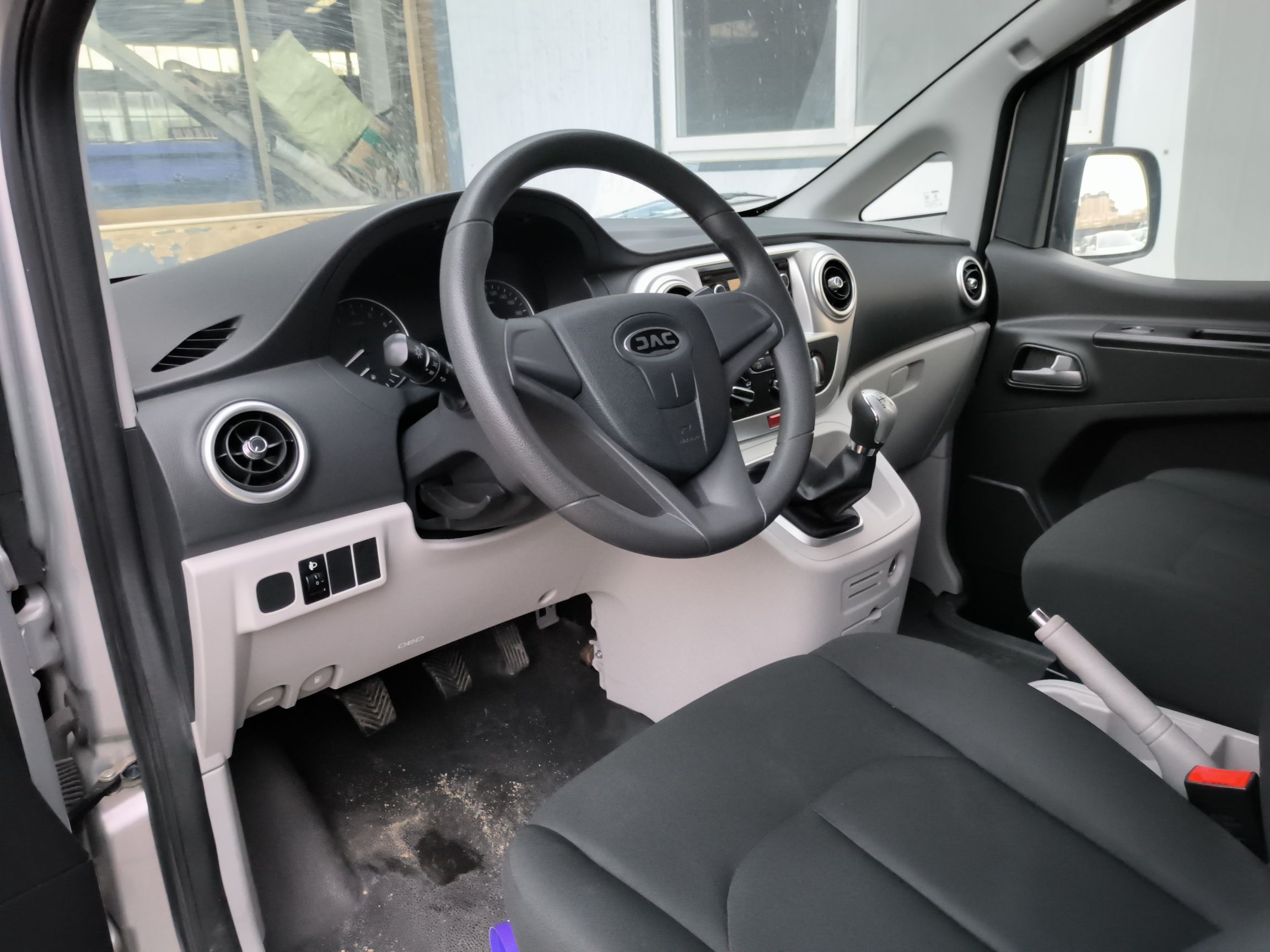 Used JAC Refine M3 2019 1.8L 2-Seat Shuttle Version