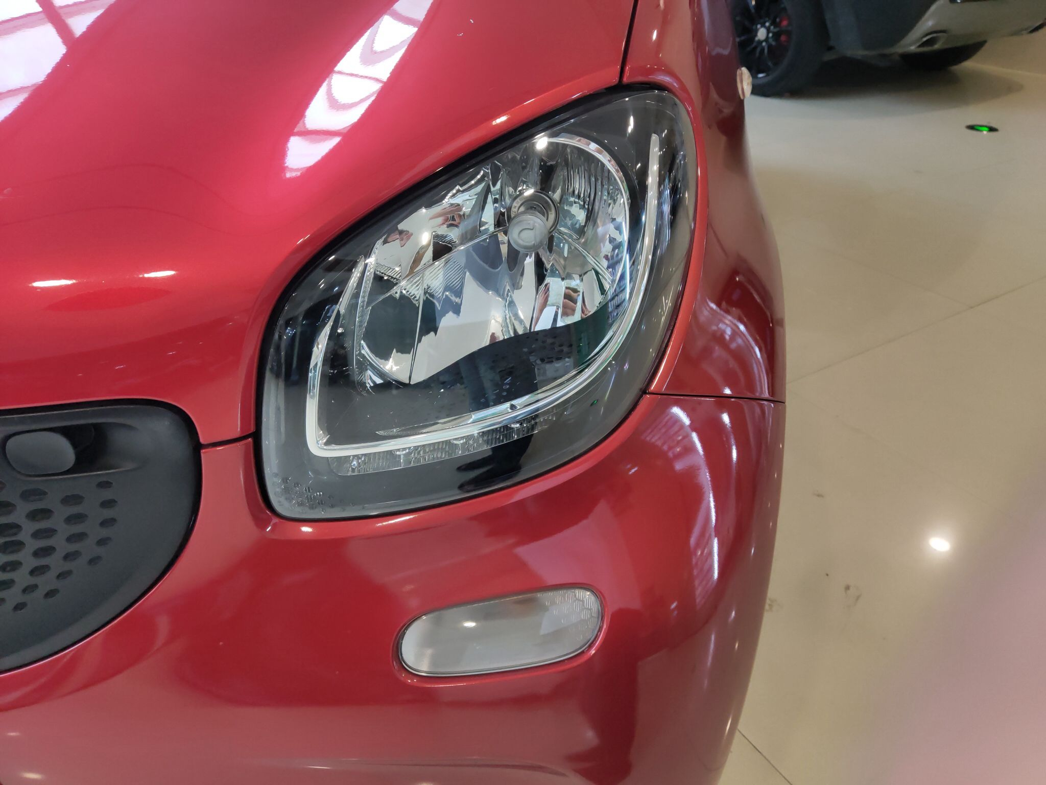 Used smart forfour 2018 1.0L 52 kW Dynamic Edition