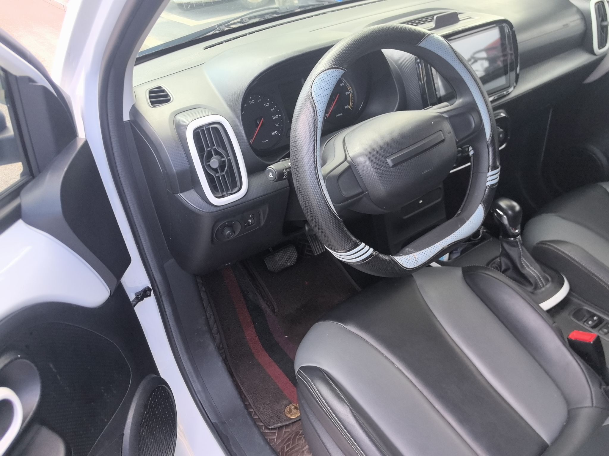 Used Roewe Clever 2022 311km QiQi BoBo Edition
