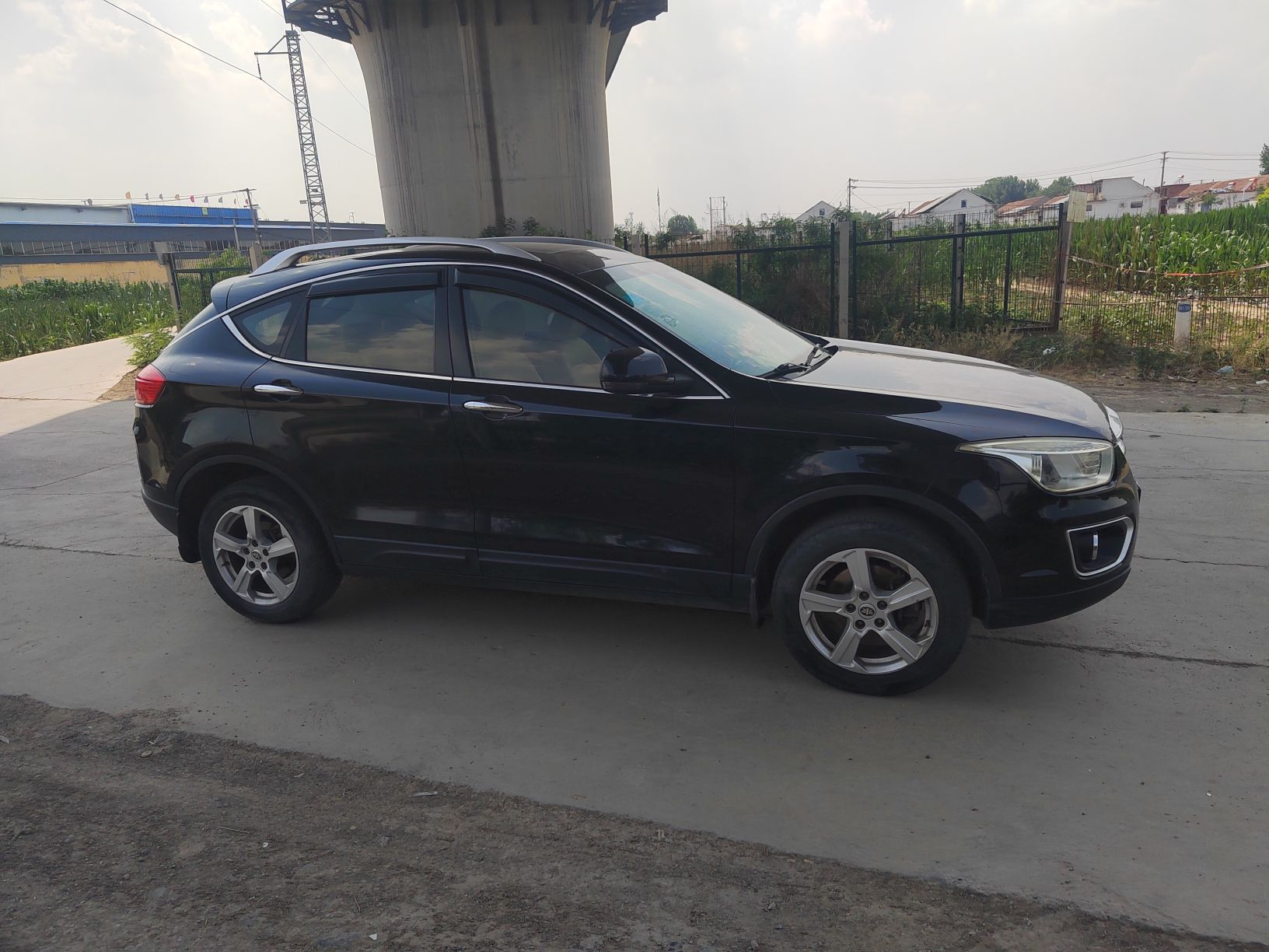 Used Bestune X80 2013 2.0L automatic comfort version