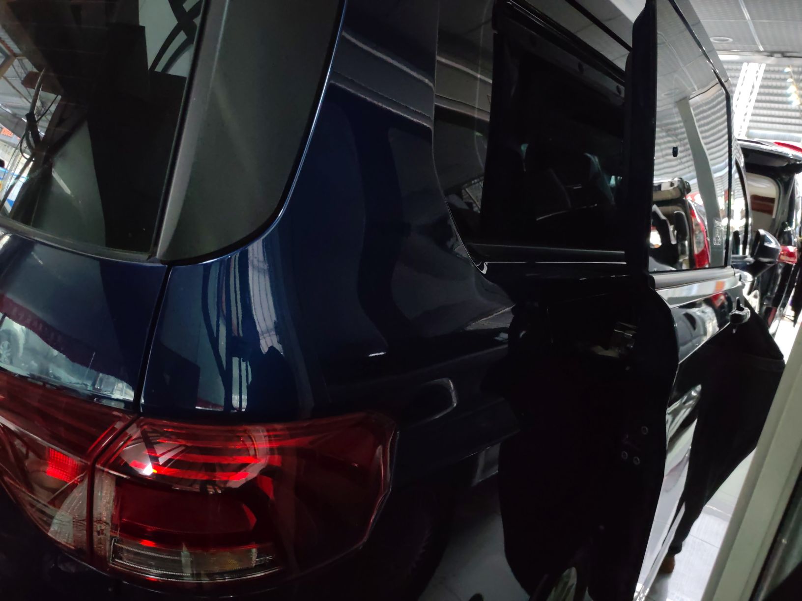 Used BAW Ruisheng Ace M7 2023 2.0L CNG Long Wheelbase Luxury Commercial Version 7 Seats
