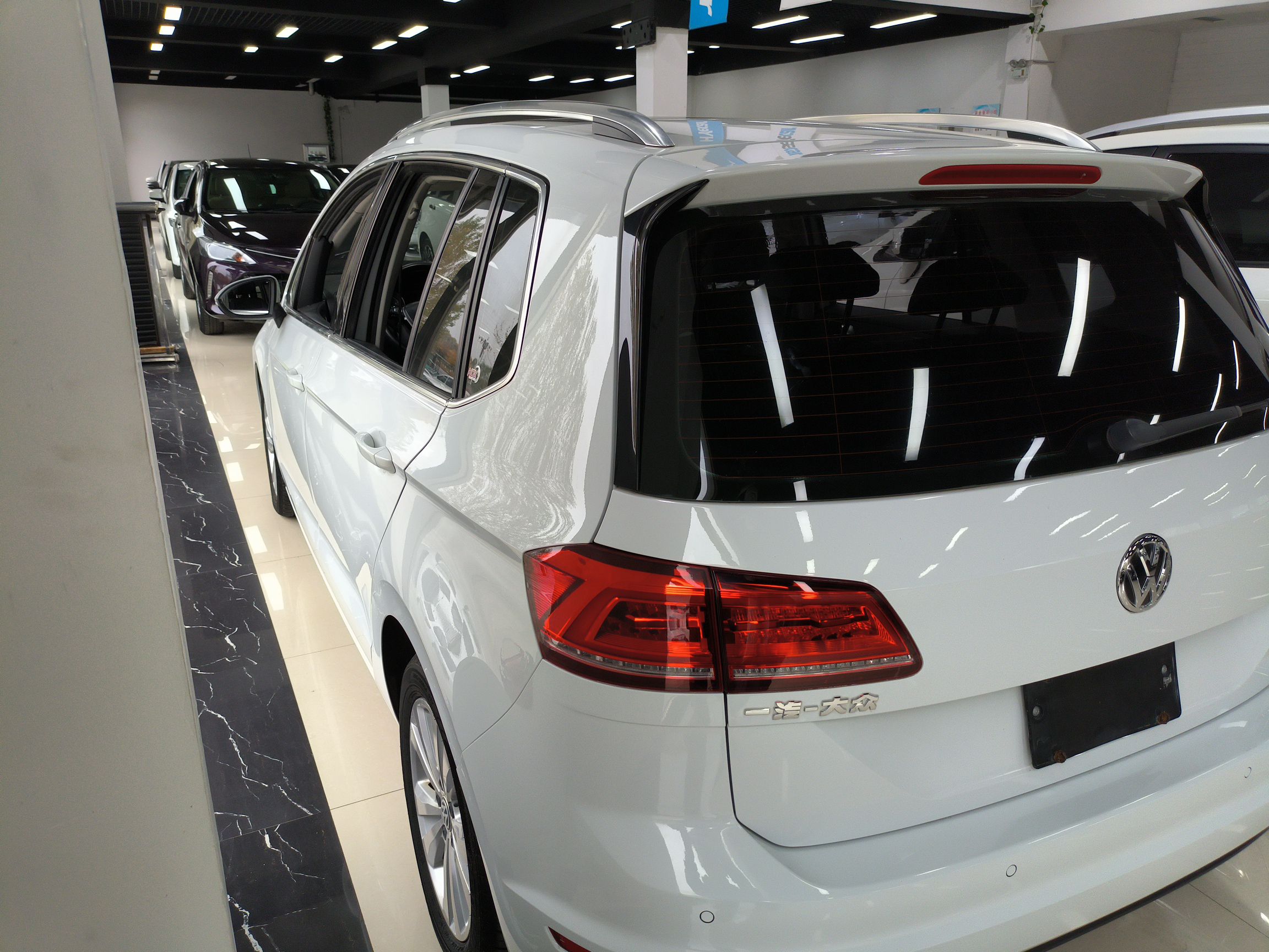 Used Volkswagen Golf Sportsvan 2018 230TSI Automatic Trend Edition